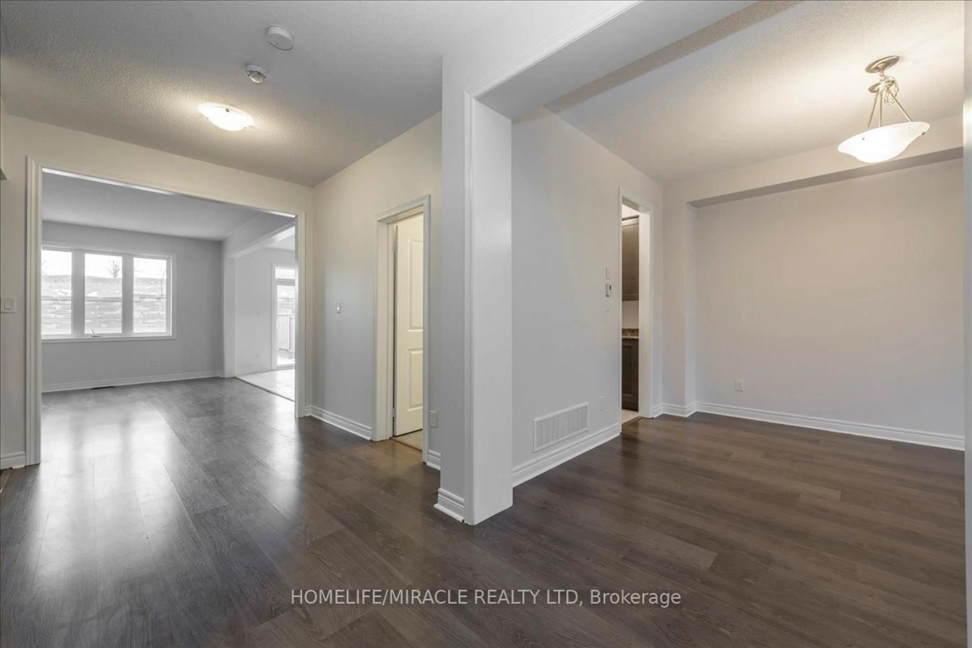 A pic of a room for 73 Sutcliffe Way, New Tecumseth Ontario L9R 0N8