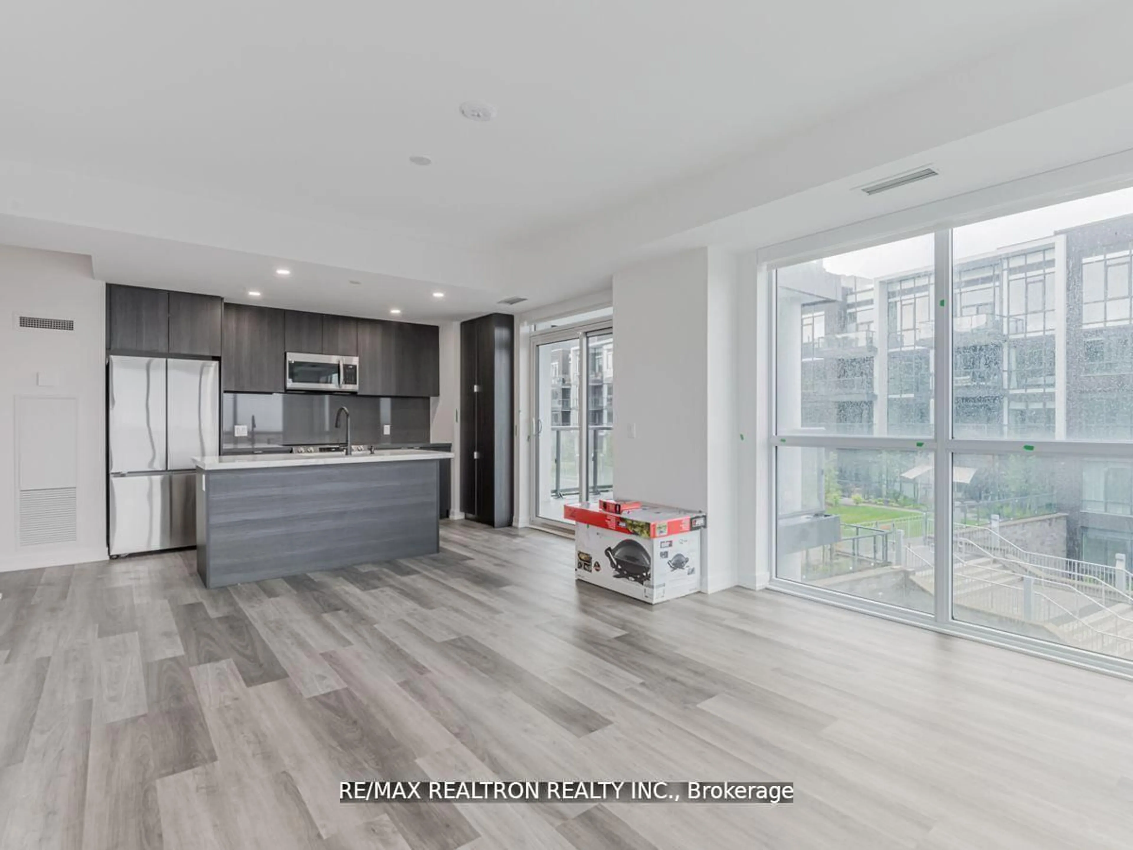 Open concept kitchen, unknown for 415 Sea Ray Ave #236, Innisfil Ontario L9S 0M3