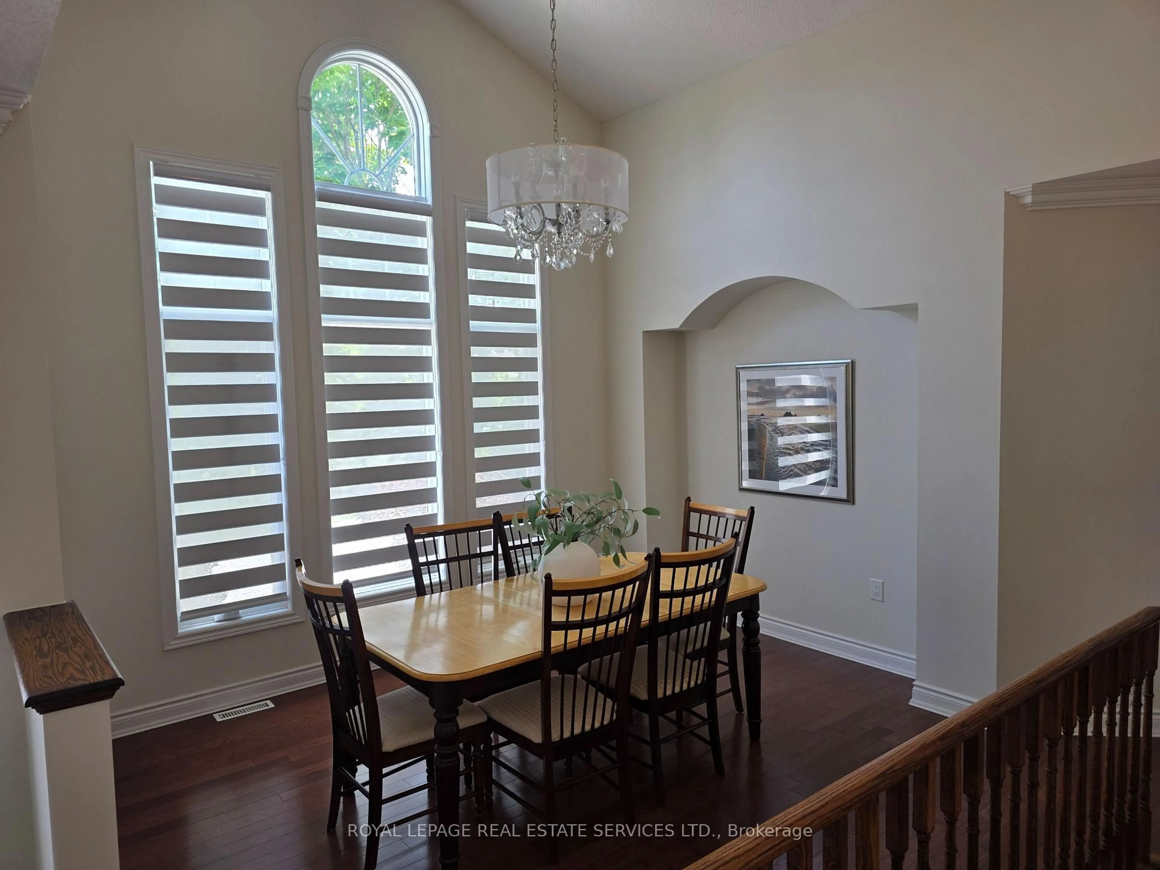 Dining room, unknown for 62 Renaissance Pt #23, New Tecumseth Ontario L9R 2H7