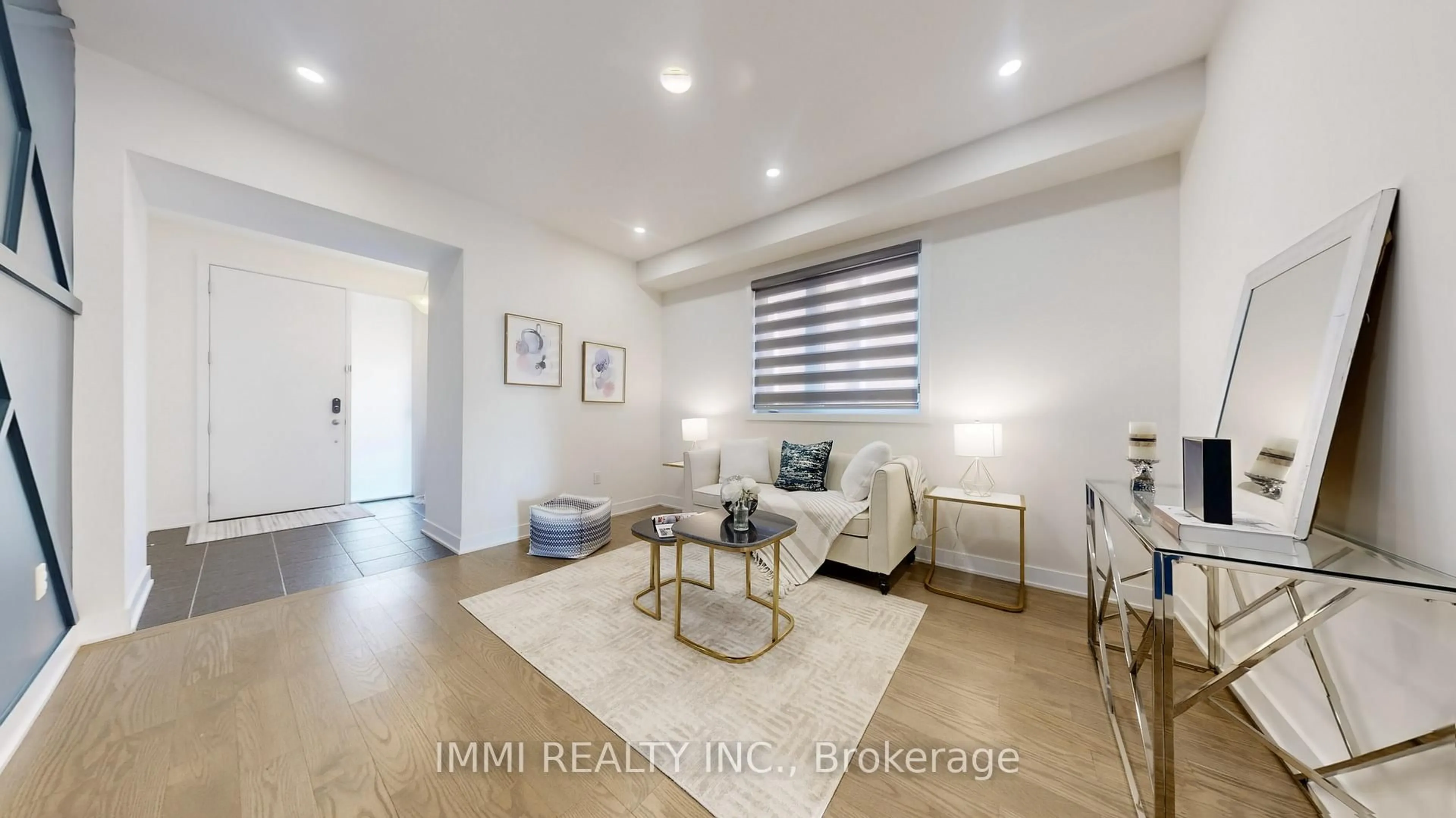 A pic of a room for 12 Badgerow Way, Aurora Ontario L4G 0Z4