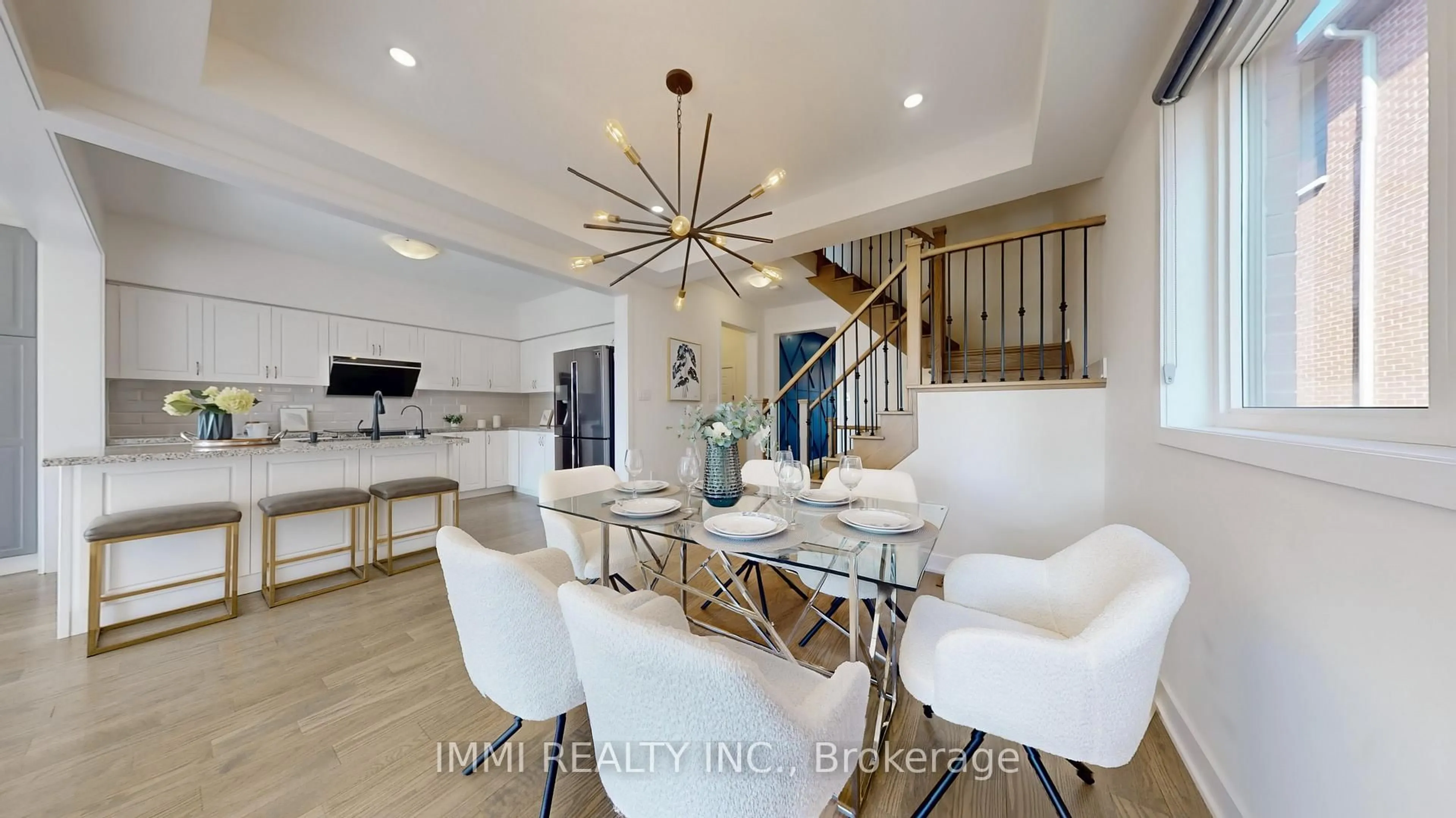 Dining room, unknown for 12 Badgerow Way, Aurora Ontario L4G 0Z4