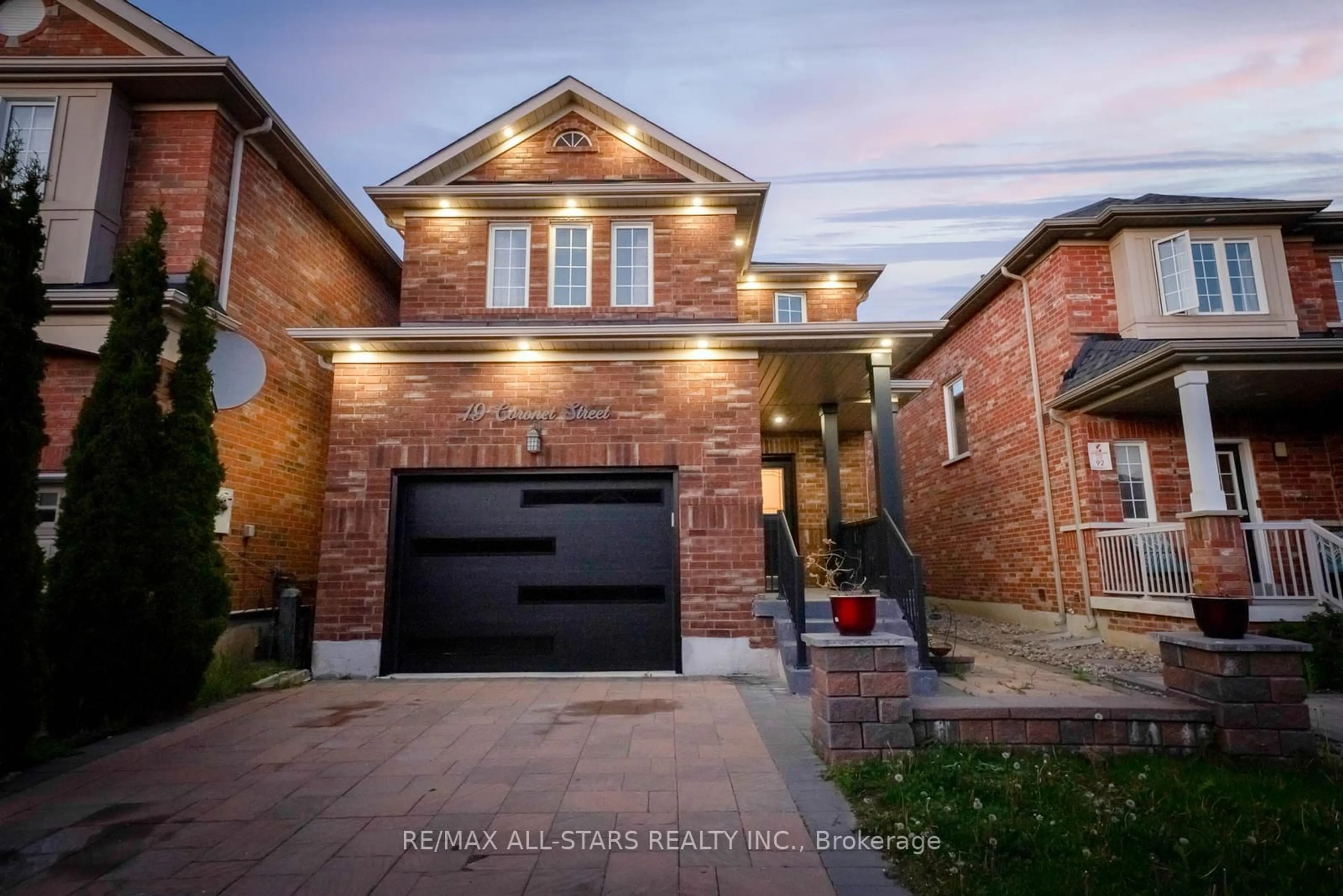 Home with brick exterior material, street for 19 Coronet St, Whitchurch-Stouffville Ontario L4A 0X8