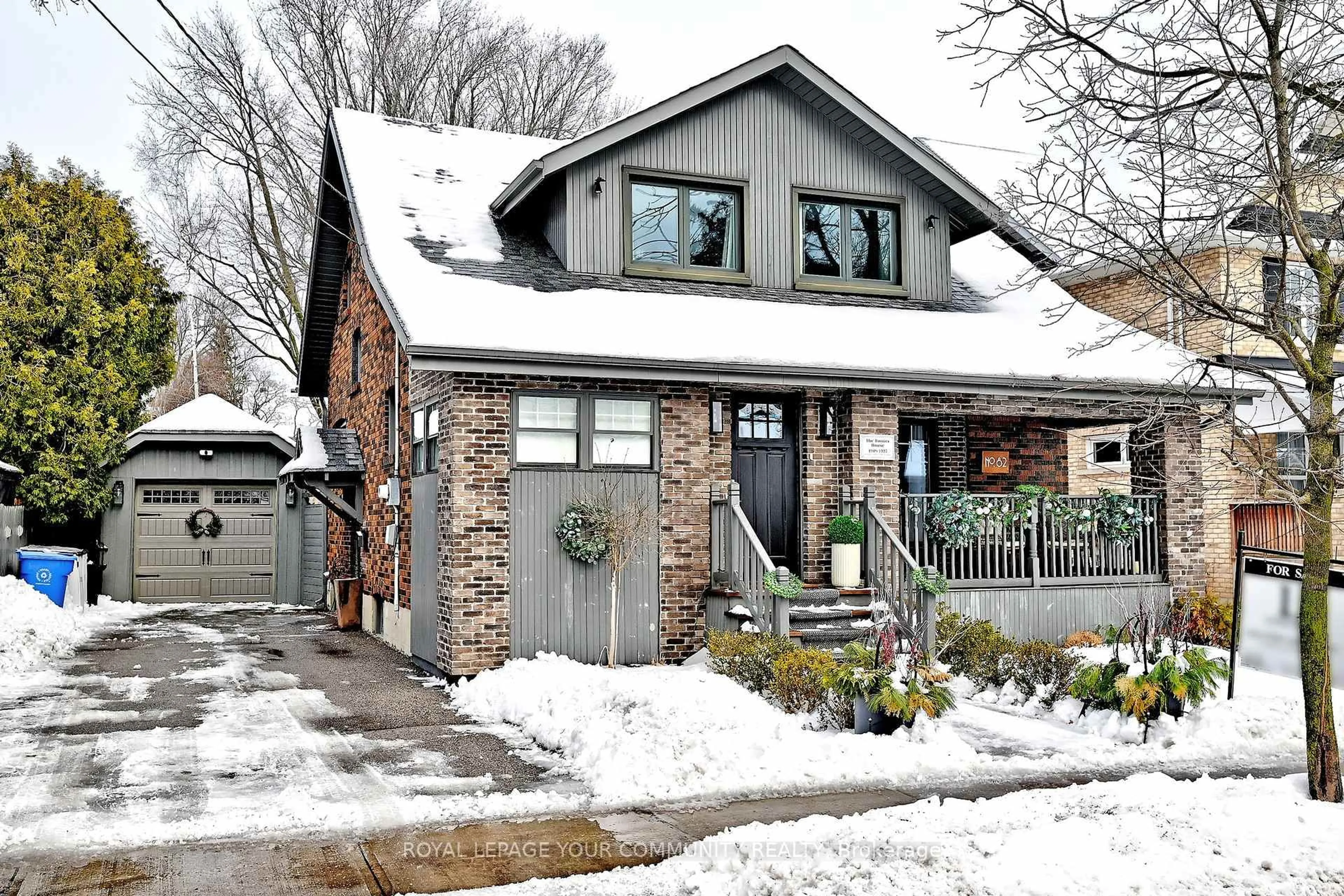 Home with brick exterior material, street for 82 Centre St, Aurora Ontario L4G 1J8