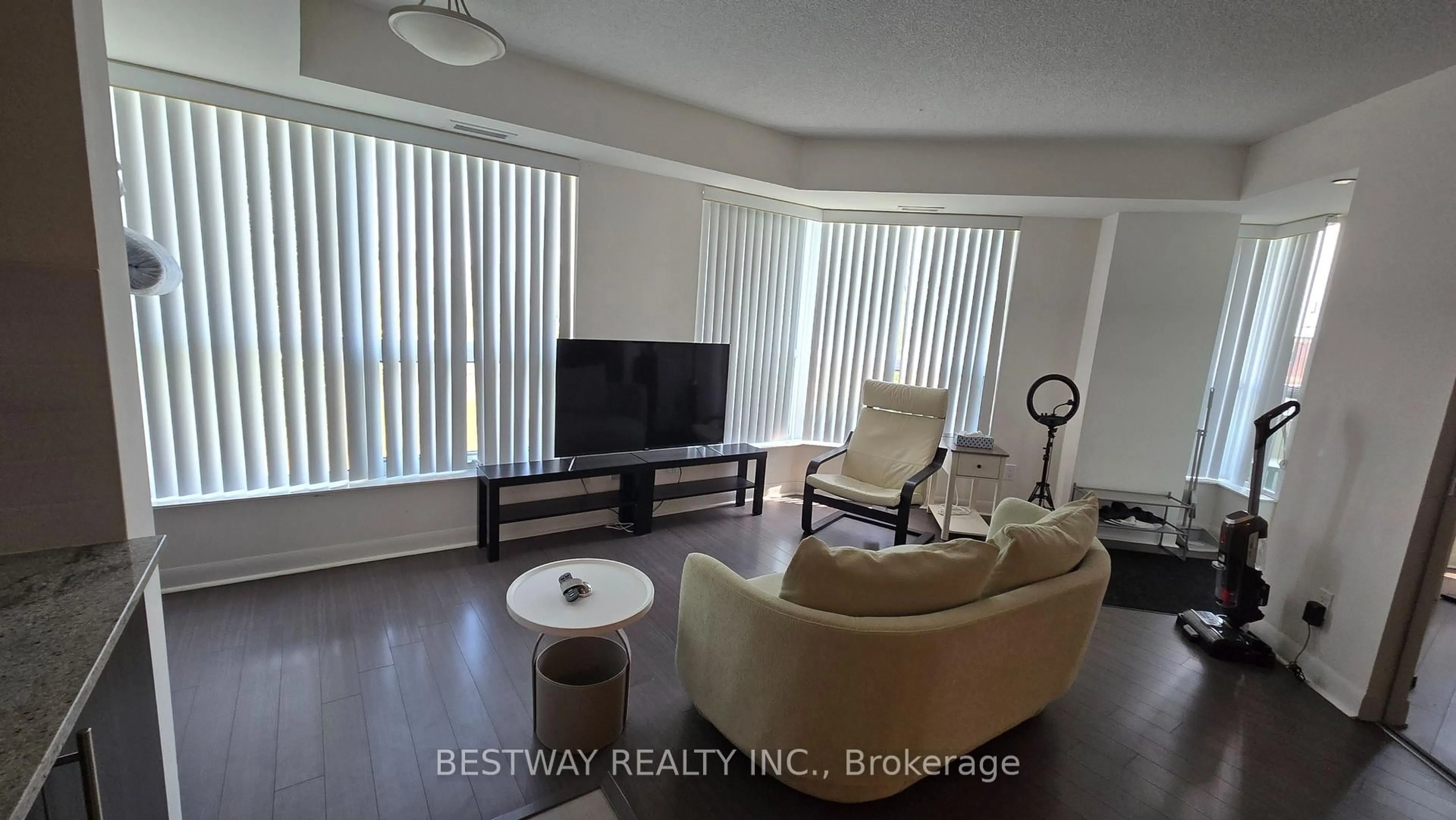 Living room with furniture, unknown for 75 Norman Bethune Ave #208, Richmond Hill Ontario L4B 0B6