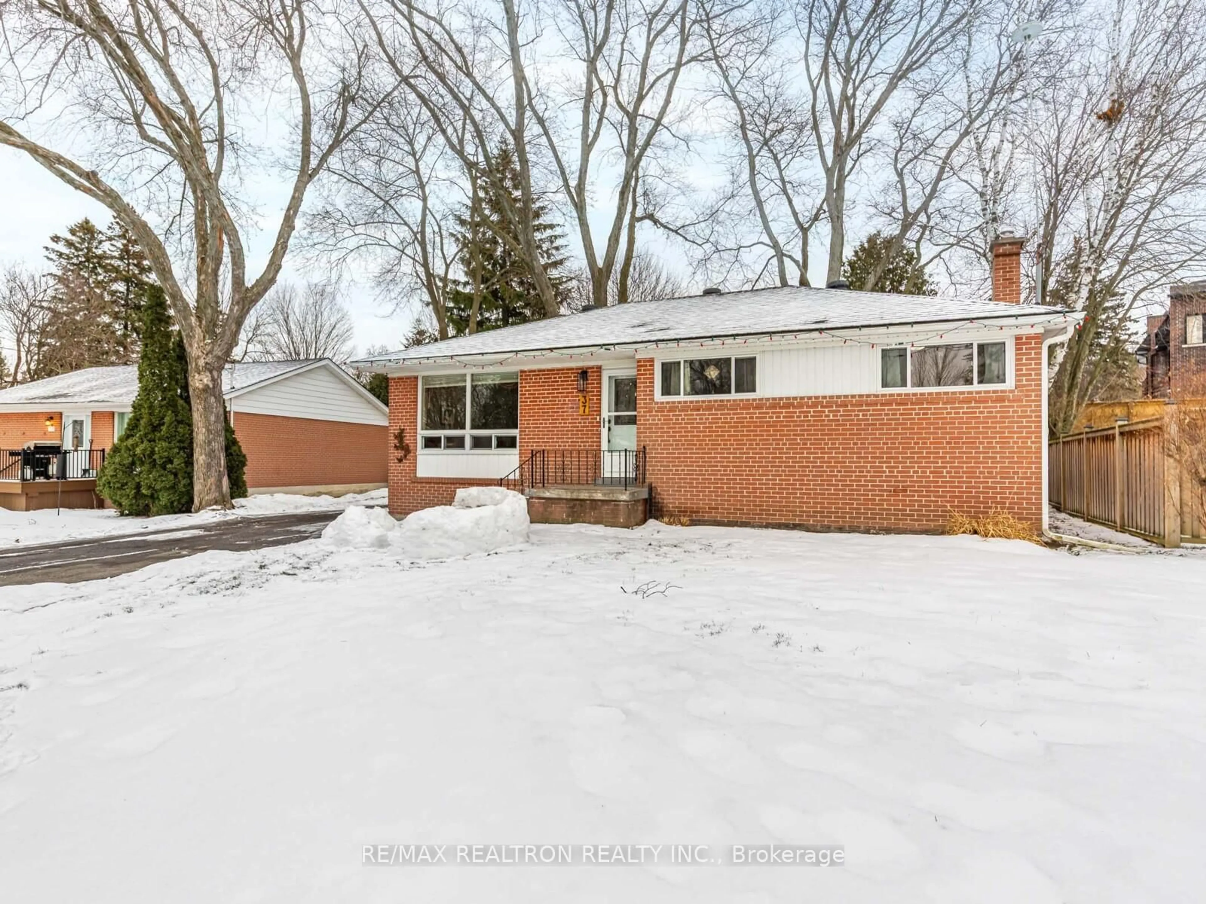 Home with brick exterior material, street for 37 Glass Dr, Aurora Ontario L4G 2E6