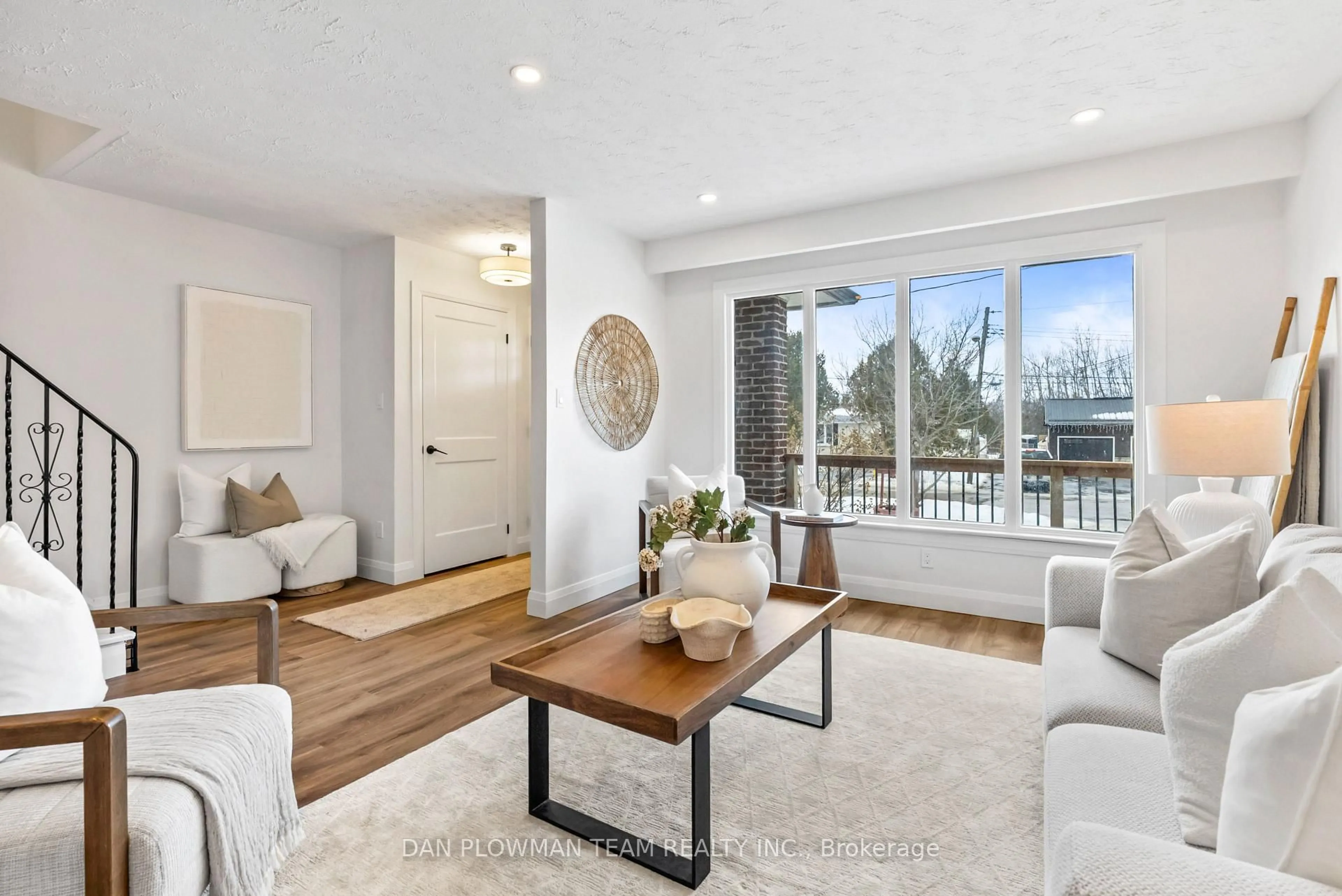 Living room with furniture, wood/laminate floor for 413 Mill St, Brock Ontario L0K 1A0