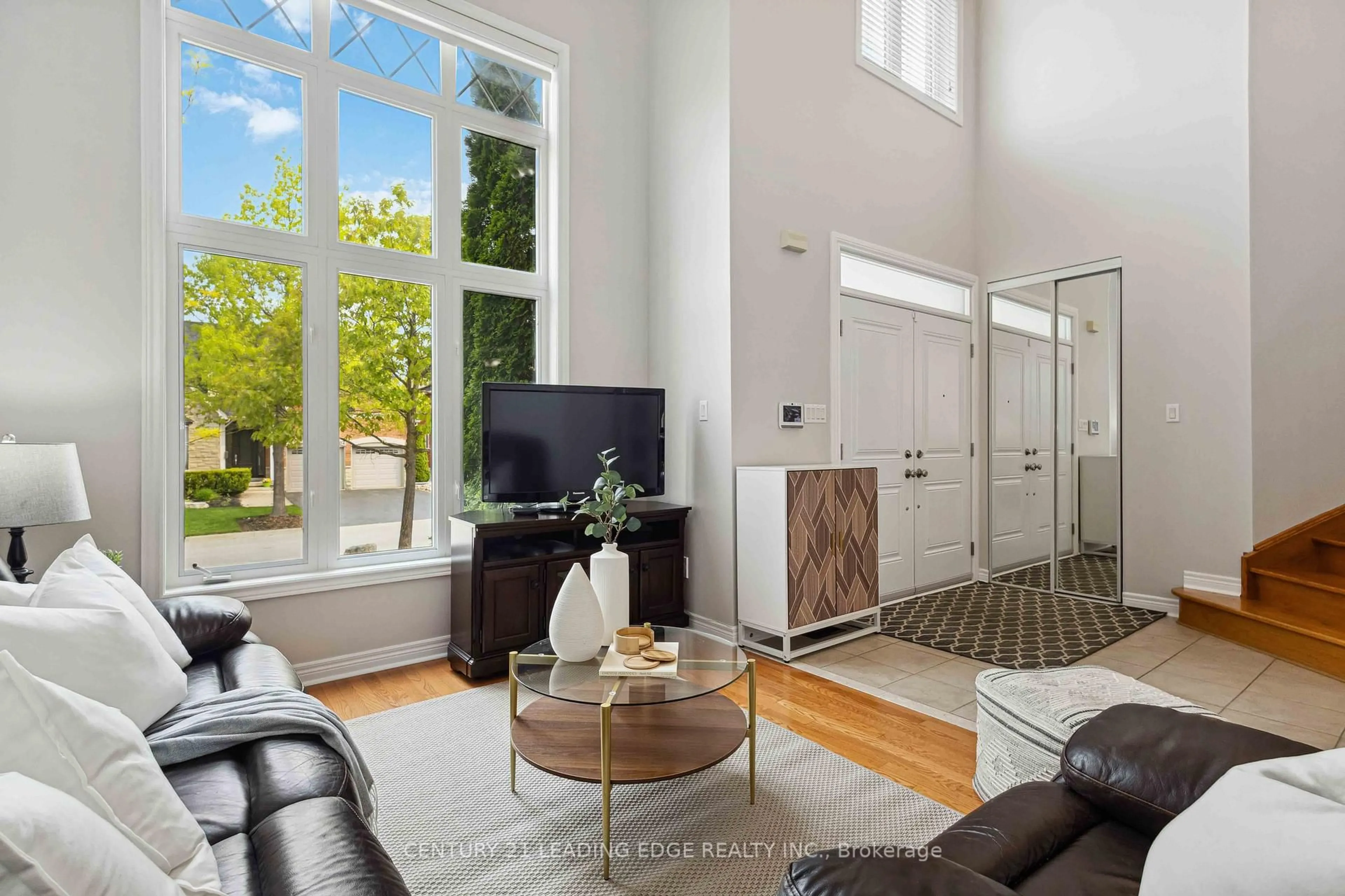 Living room with furniture, unknown for 83 Joseph St, Uxbridge Ontario L9P 1Z5