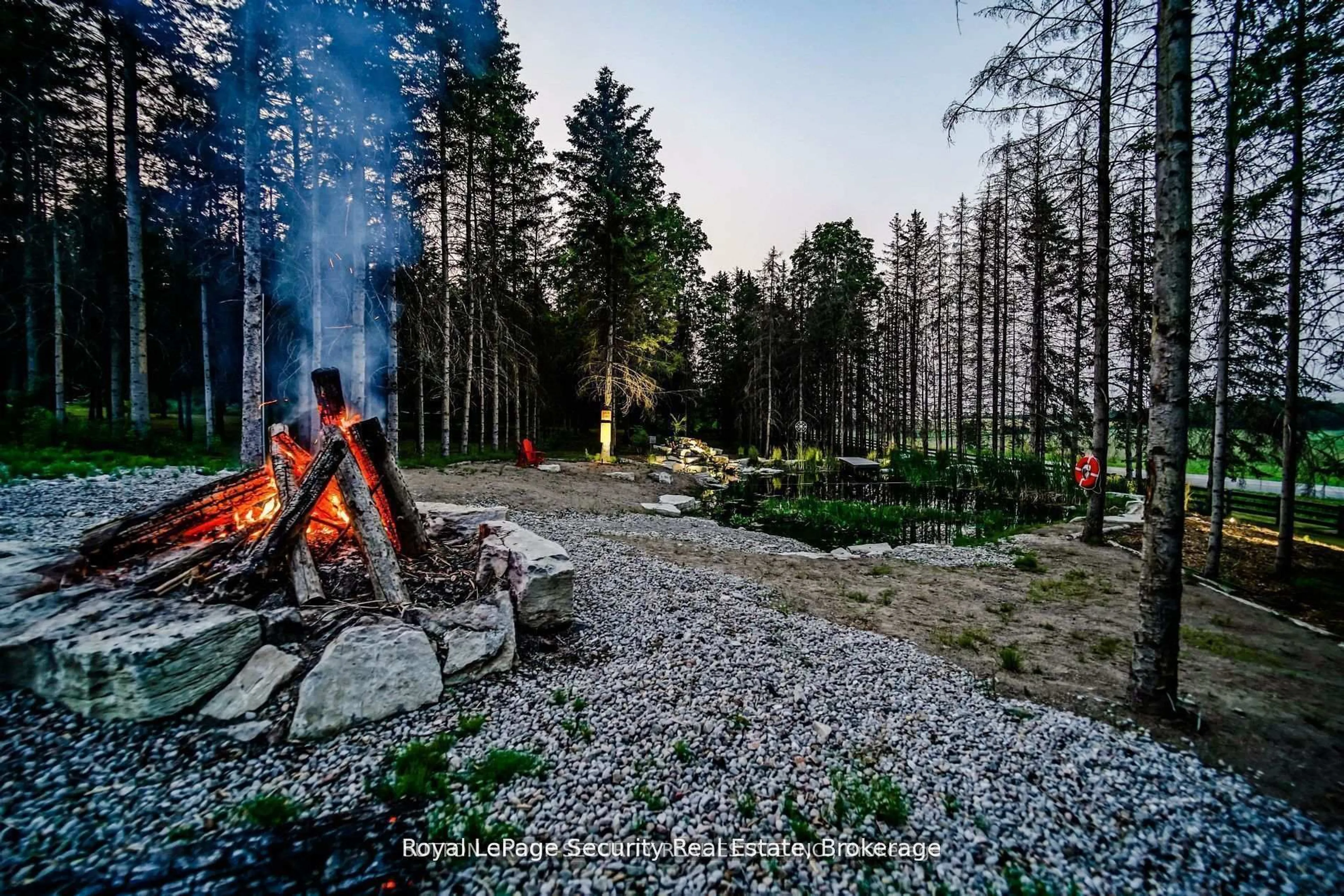 Unknown for 2464 15th Sdrd, New Tecumseth Ontario L0G 1W0