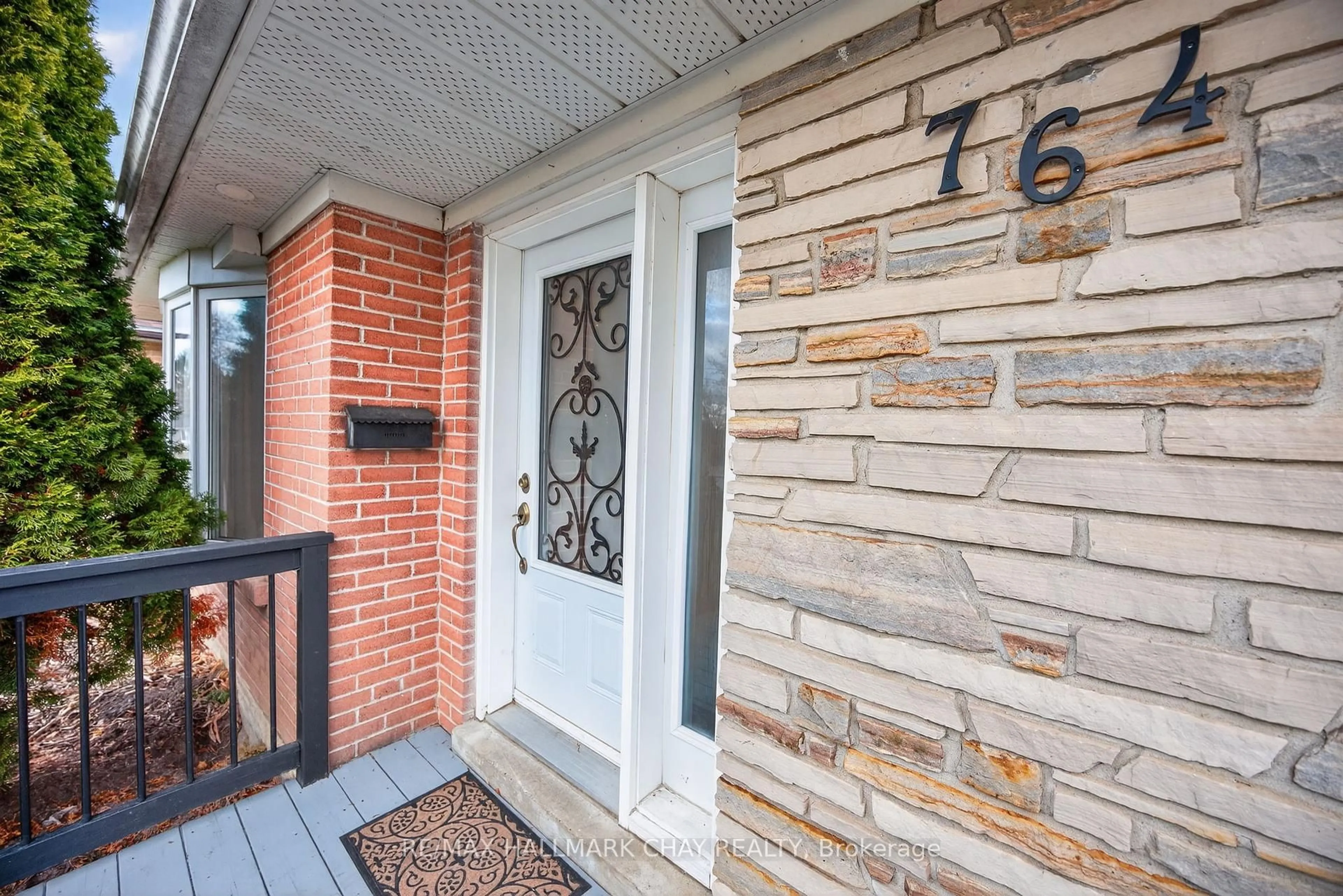 Unknown for 764 Botany Hill Cres, Newmarket Ontario L3Y 3A8