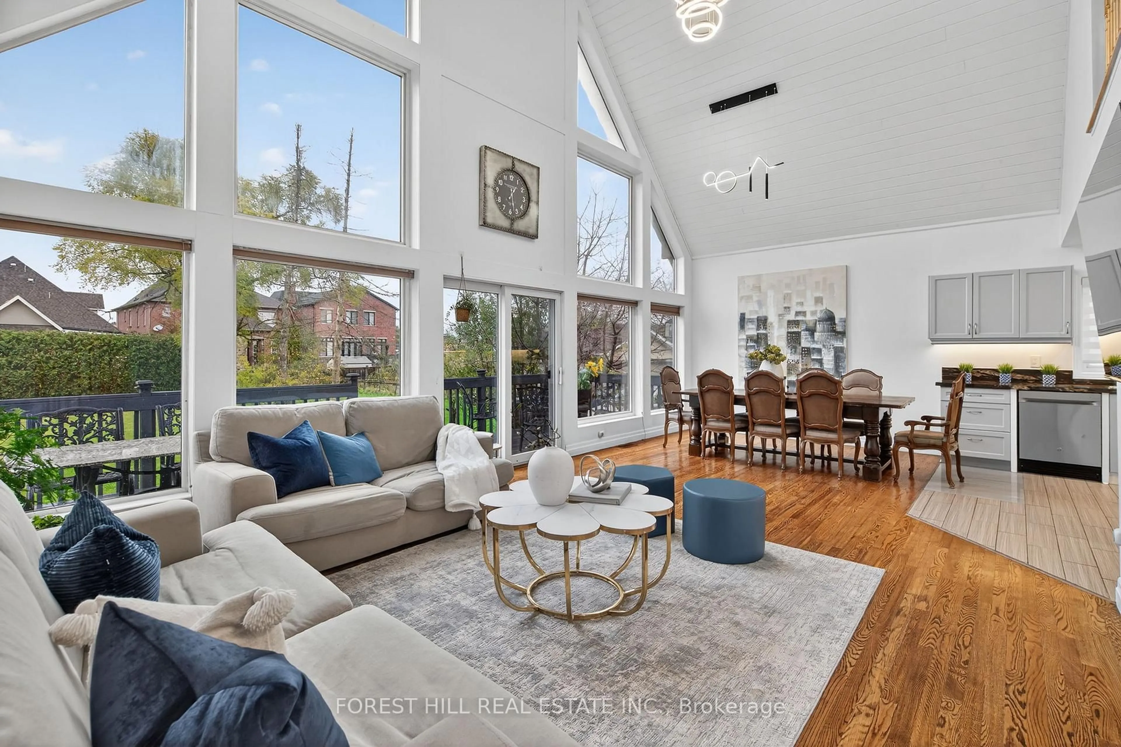 Living room with furniture, unknown for 26 Elm Grove Ave, Richmond Hill Ontario L4E 2T1