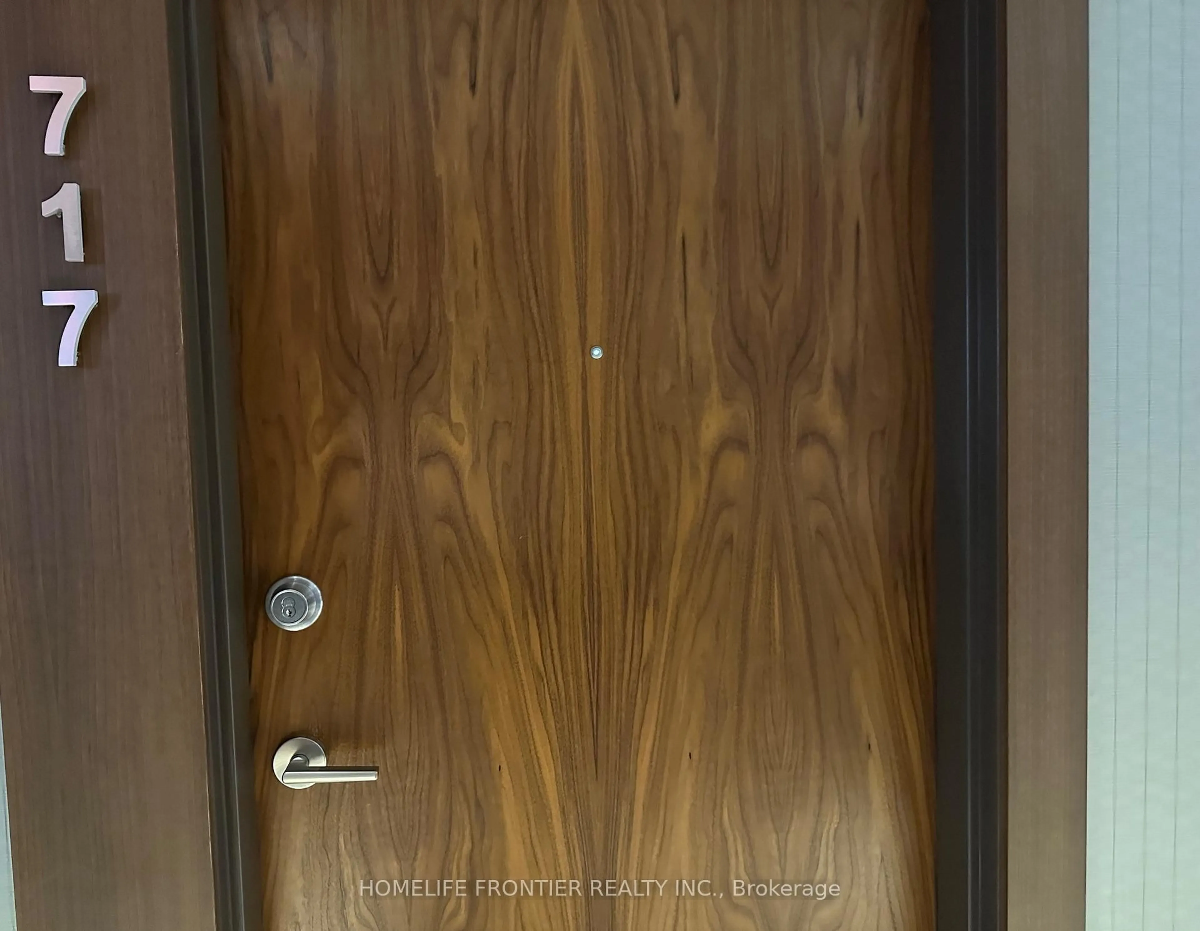 Indoor entryway for 8323 Kennedy Rd #717, Markham Ontario L3R 5W7