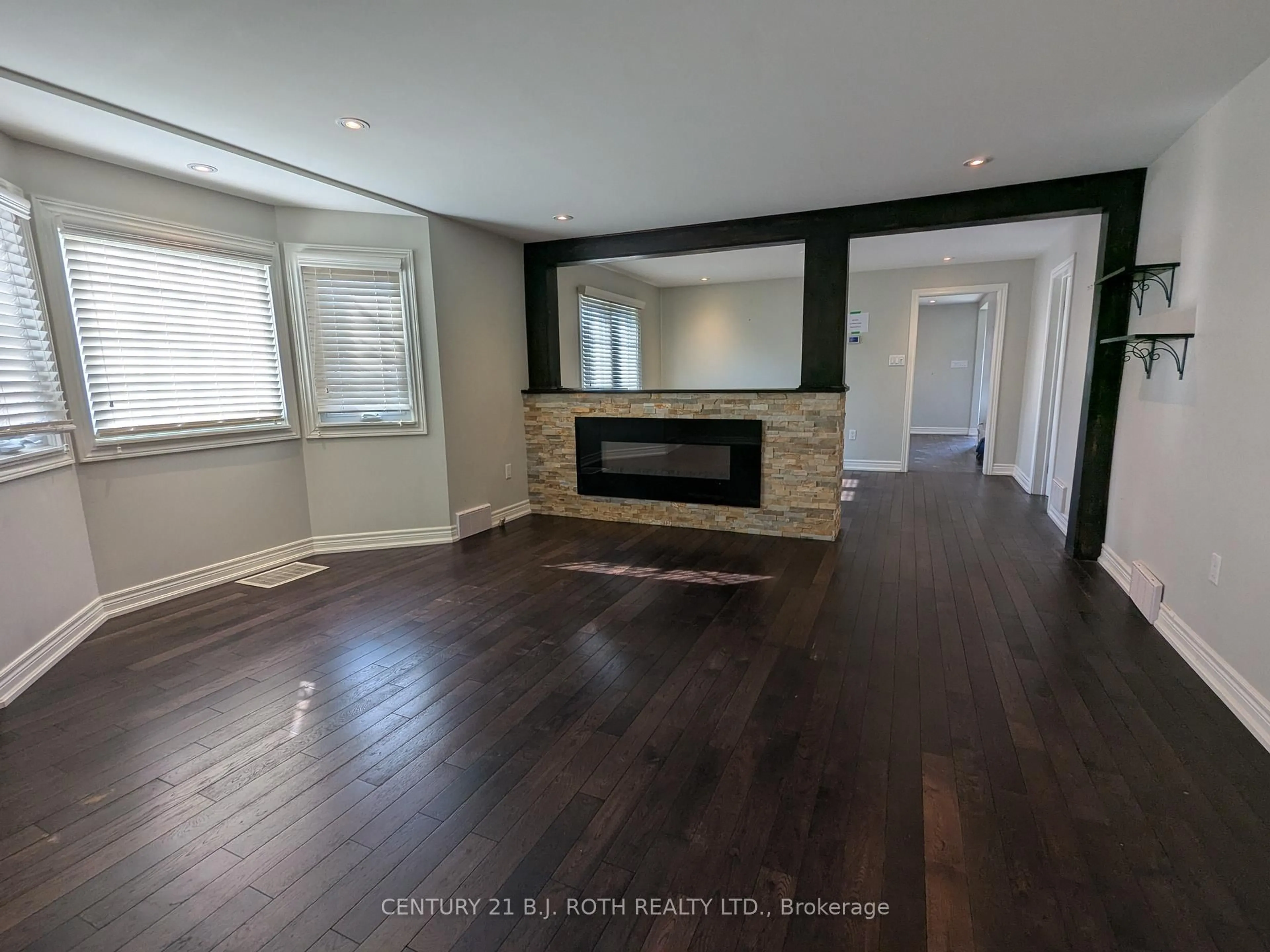 Unknown for 2709 25 Sdrd, Innisfil Ontario L9S 3T1