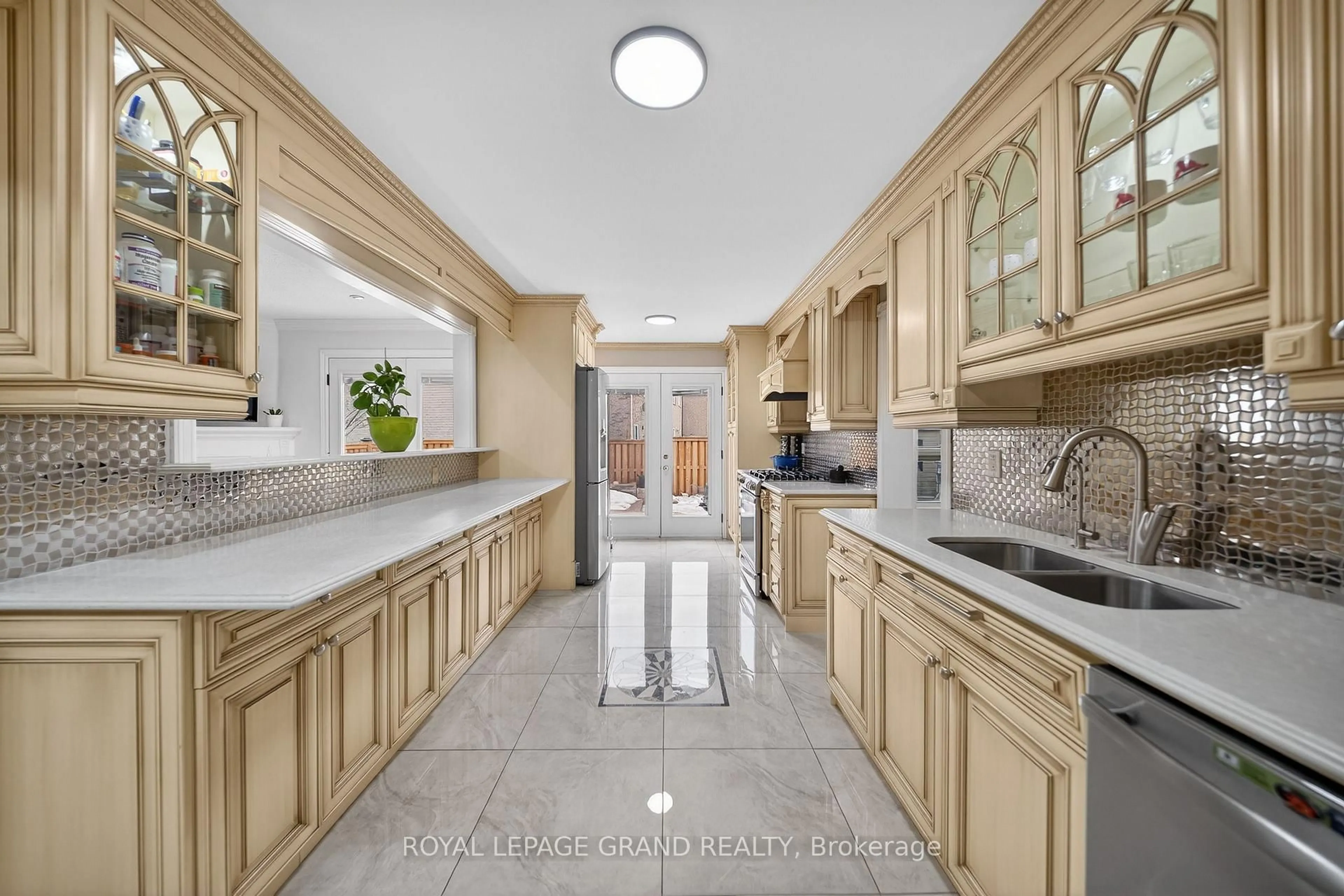 Contemporary kitchen, ceramic/tile floor for 17 Coleraine Ave, Markham Ontario L3S 2L9