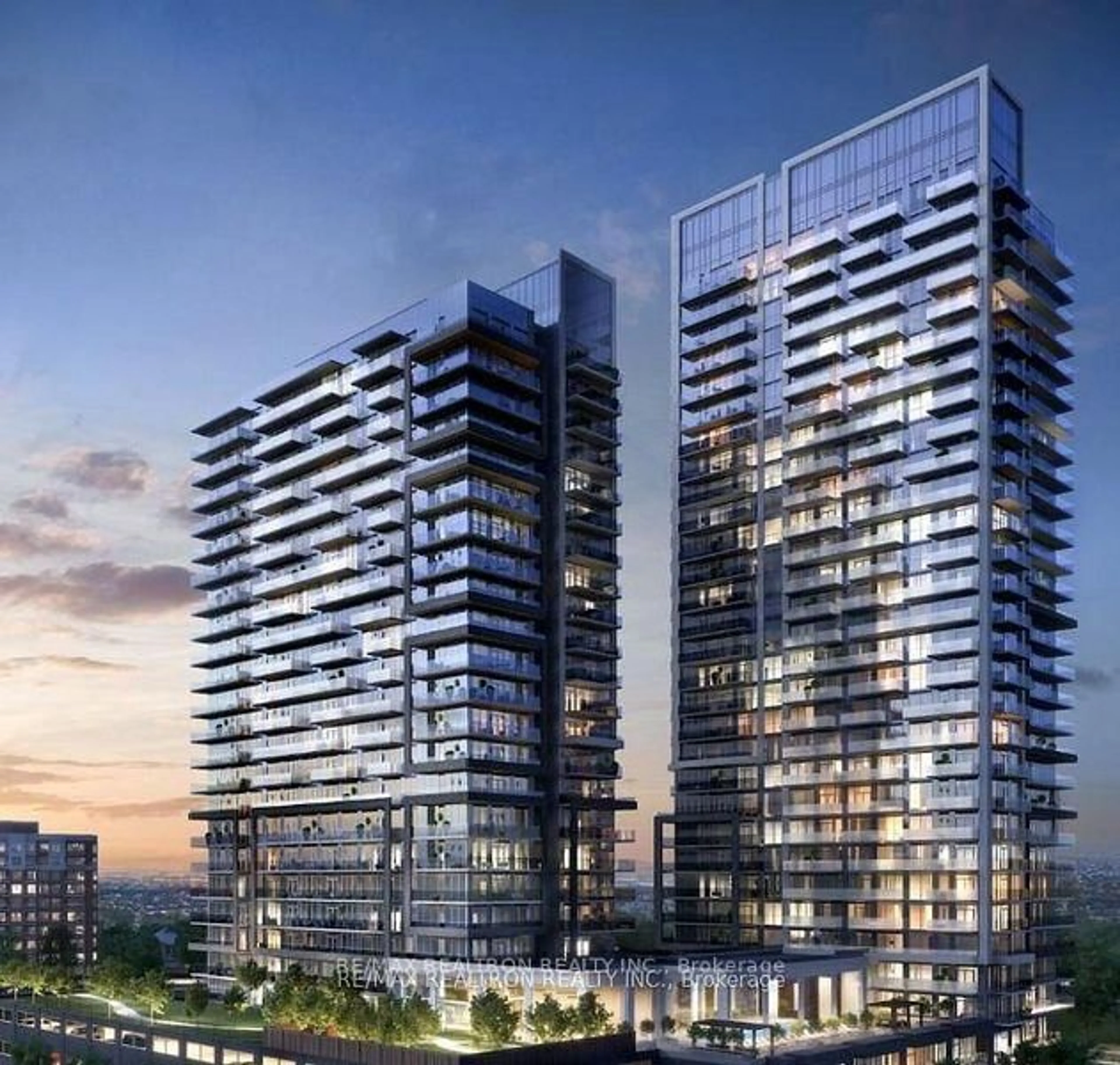 Indoor foyer for 95 Oneida Cres #804, Richmond Hill Ontario L4B 0H5