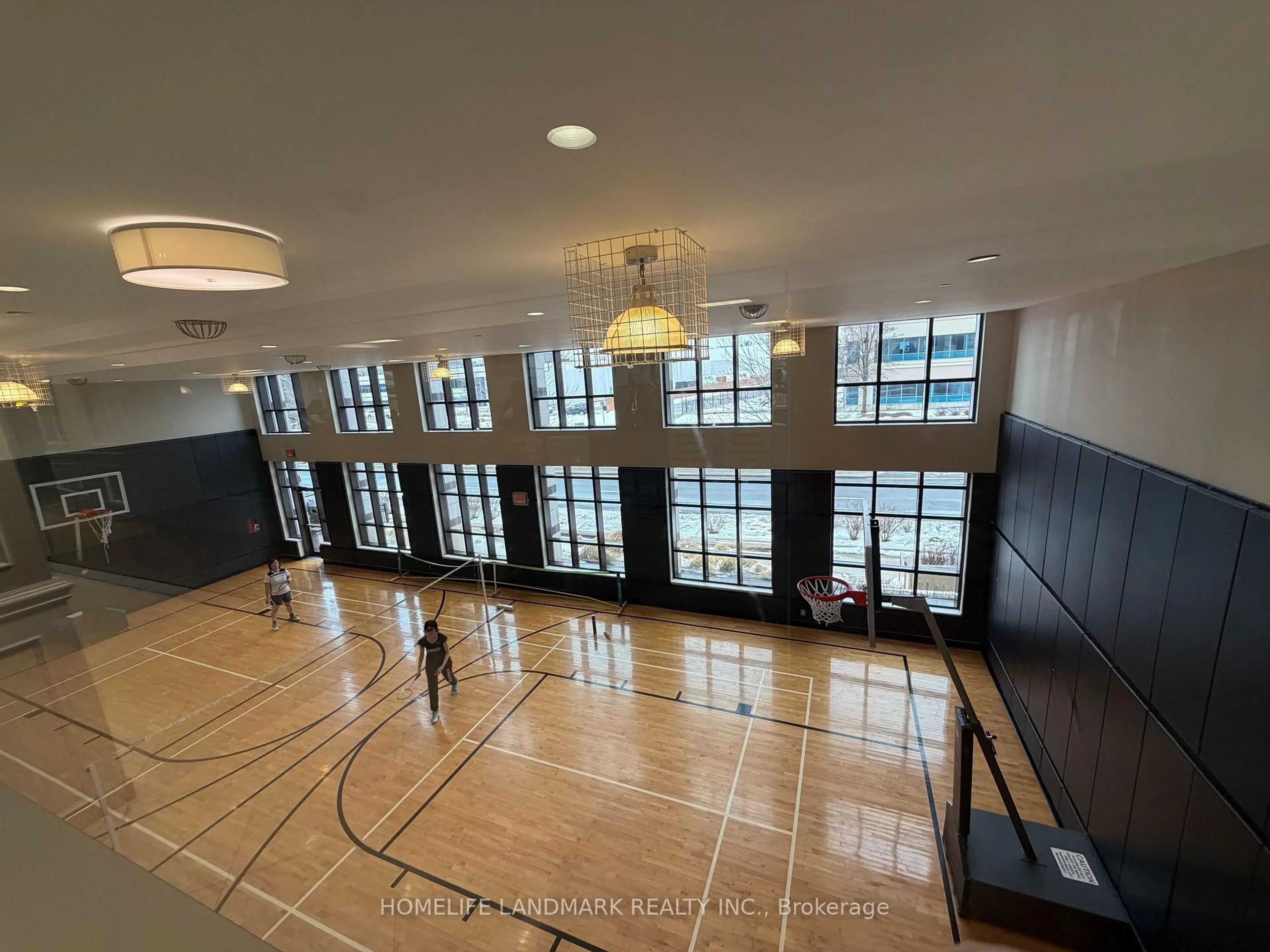 Indoor foyer for 38 Cedarland Dr #716, Markham Ontario L6G 0G7