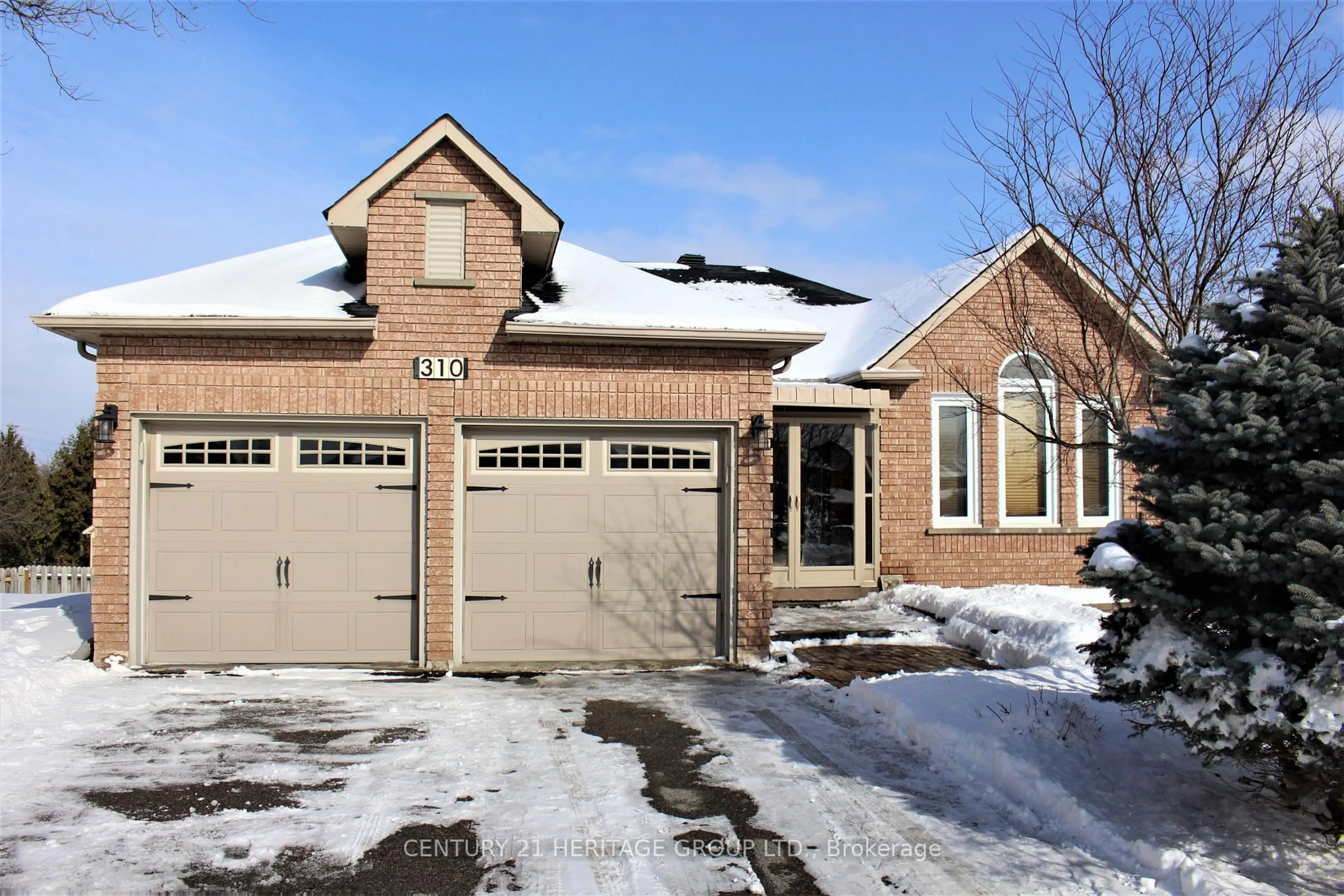 Home with brick exterior material, street for 310 Chambers Cres, Newmarket Ontario L3X 1T2