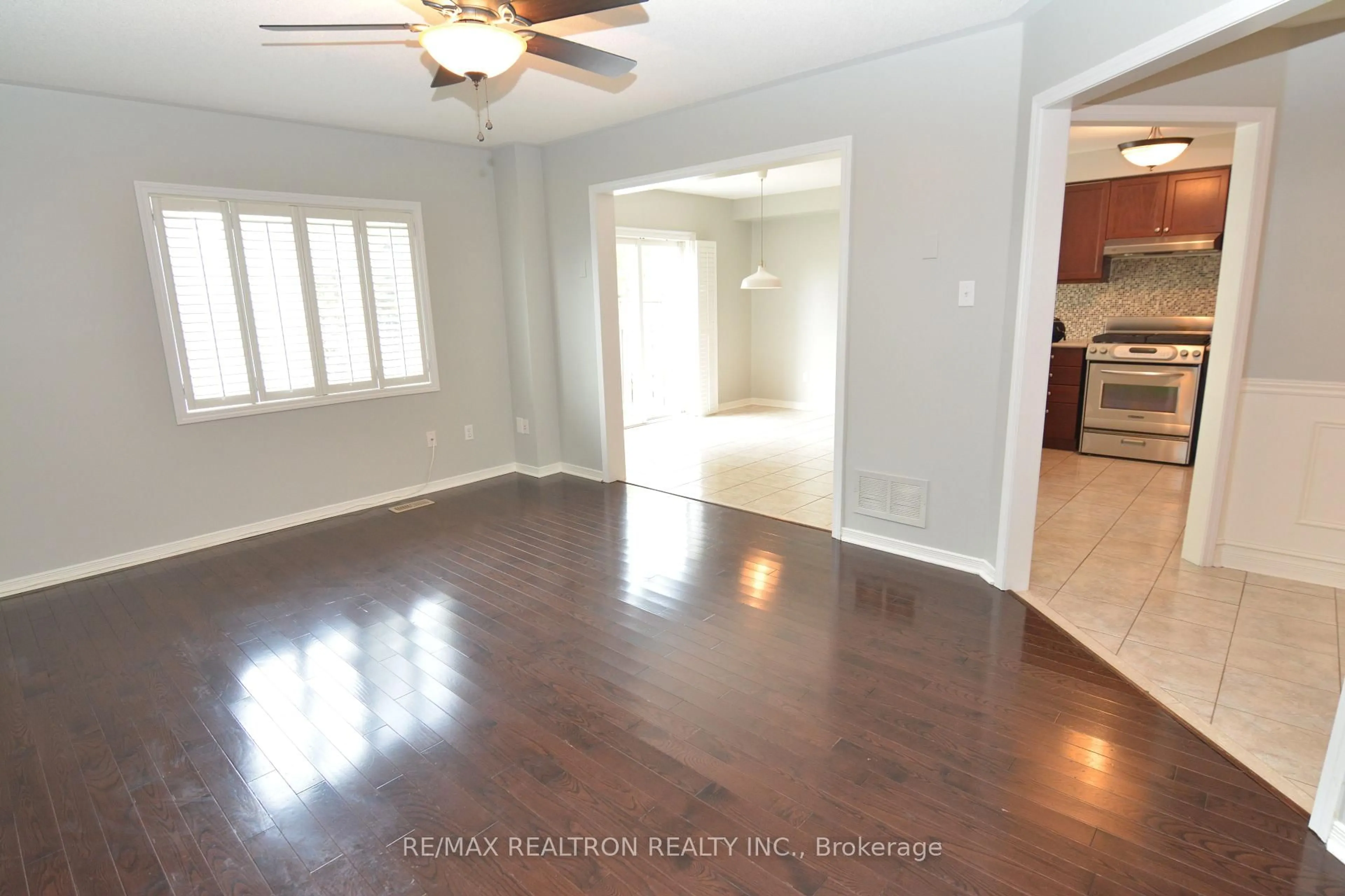 A pic of a room for 129 Trailhead Ave, Newmarket Ontario L3X 2Z6