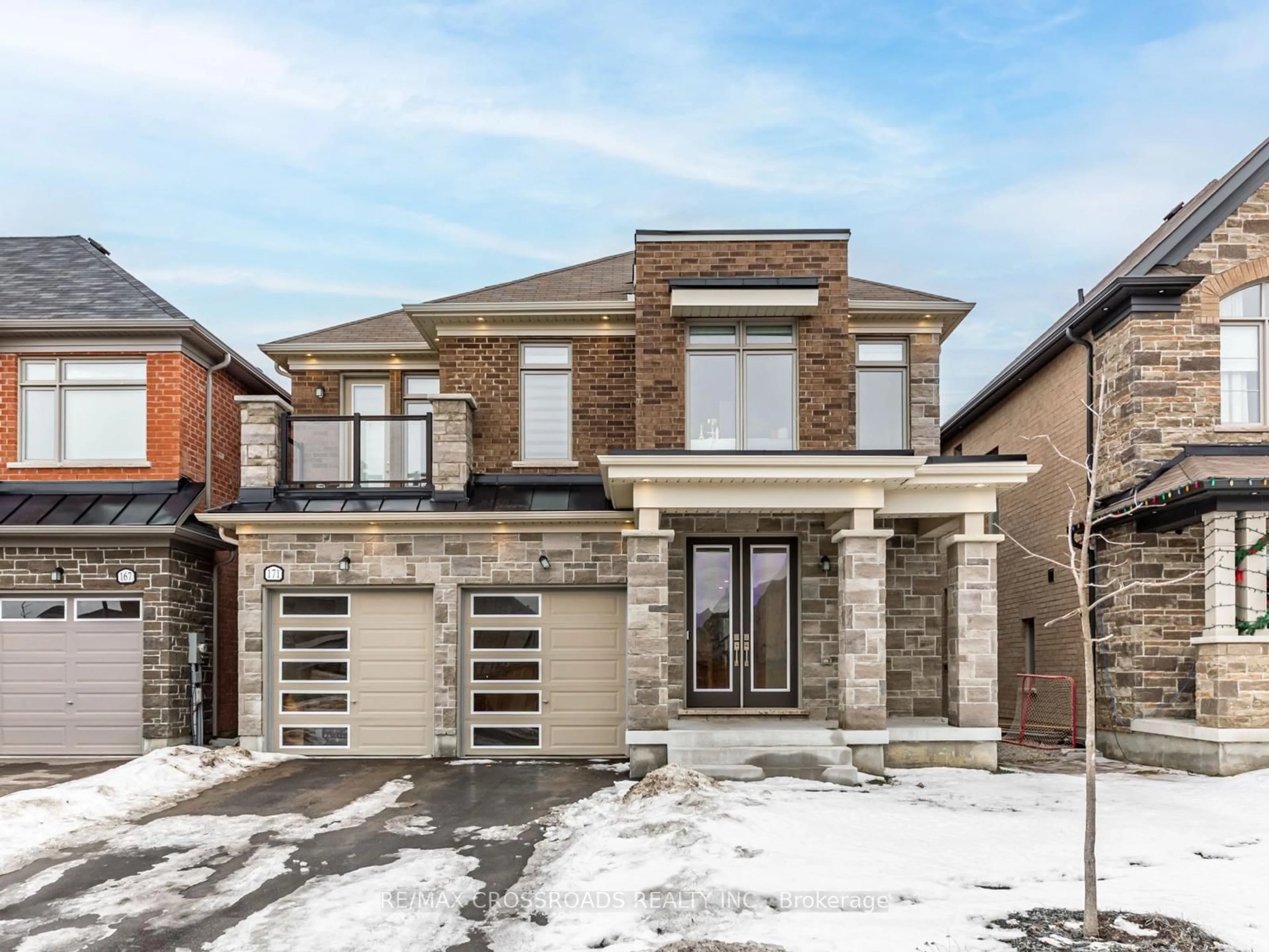 Home with brick exterior material, street for 171 Busato Dr, Whitchurch-Stouffville Ontario L4A 4X4
