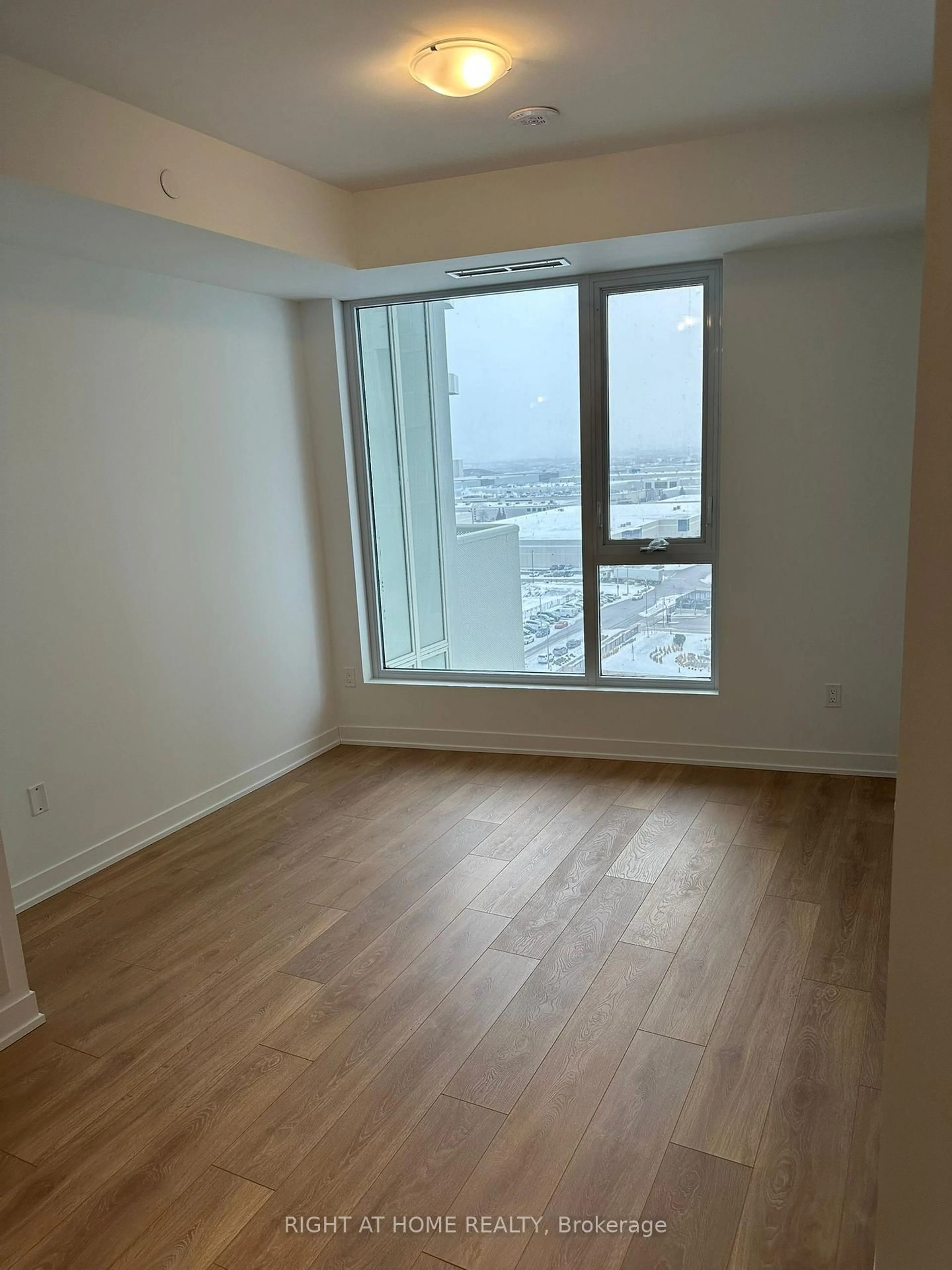 A pic of a room for 498 Caldari Rd #1232, Vaughan Ontario L4K 0R6