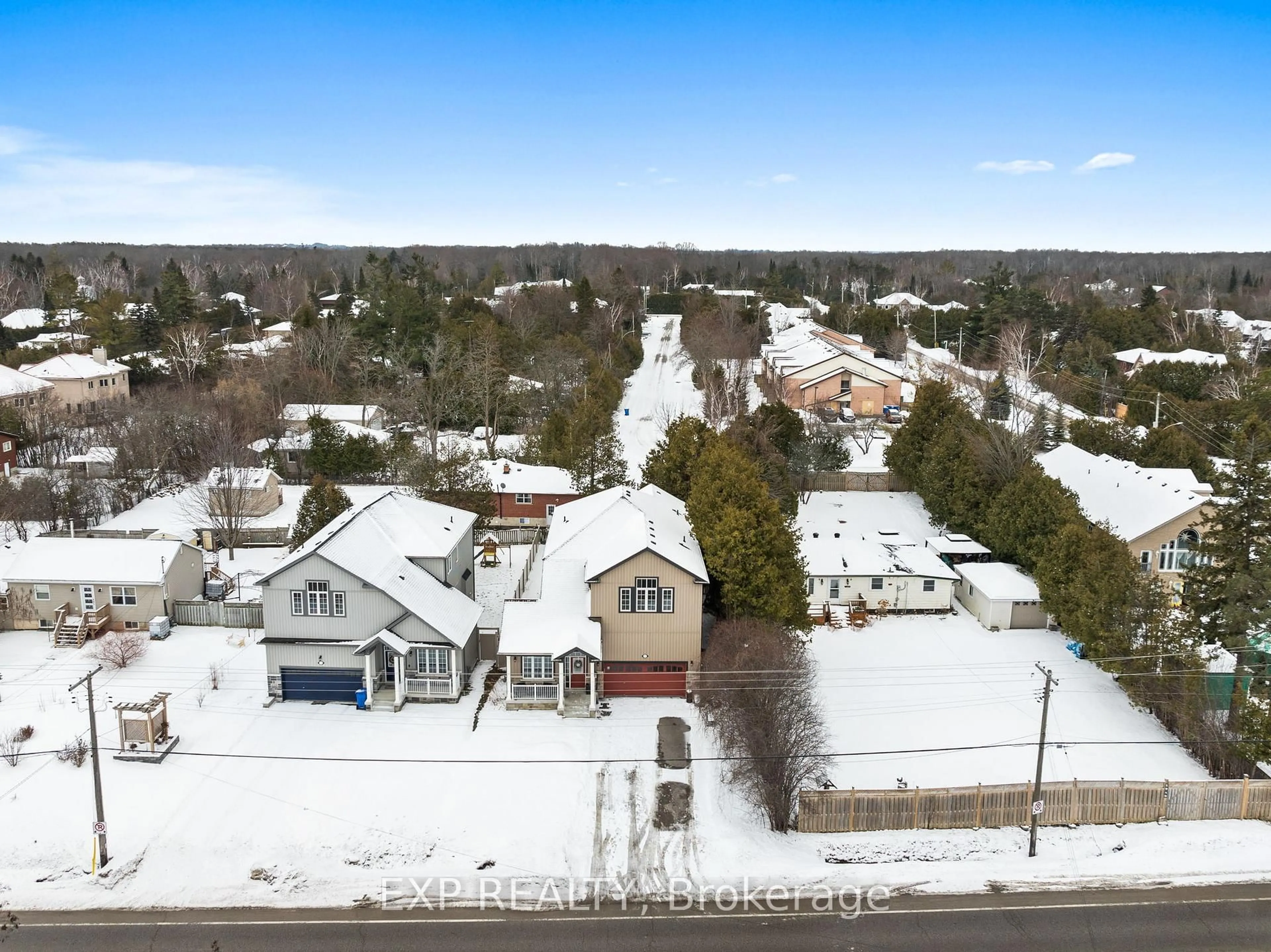 A pic from outside/outdoor area/front of a property/back of a property/a pic from drone, street for 1951 Metro Rd, Georgina Ontario L0E 1L0