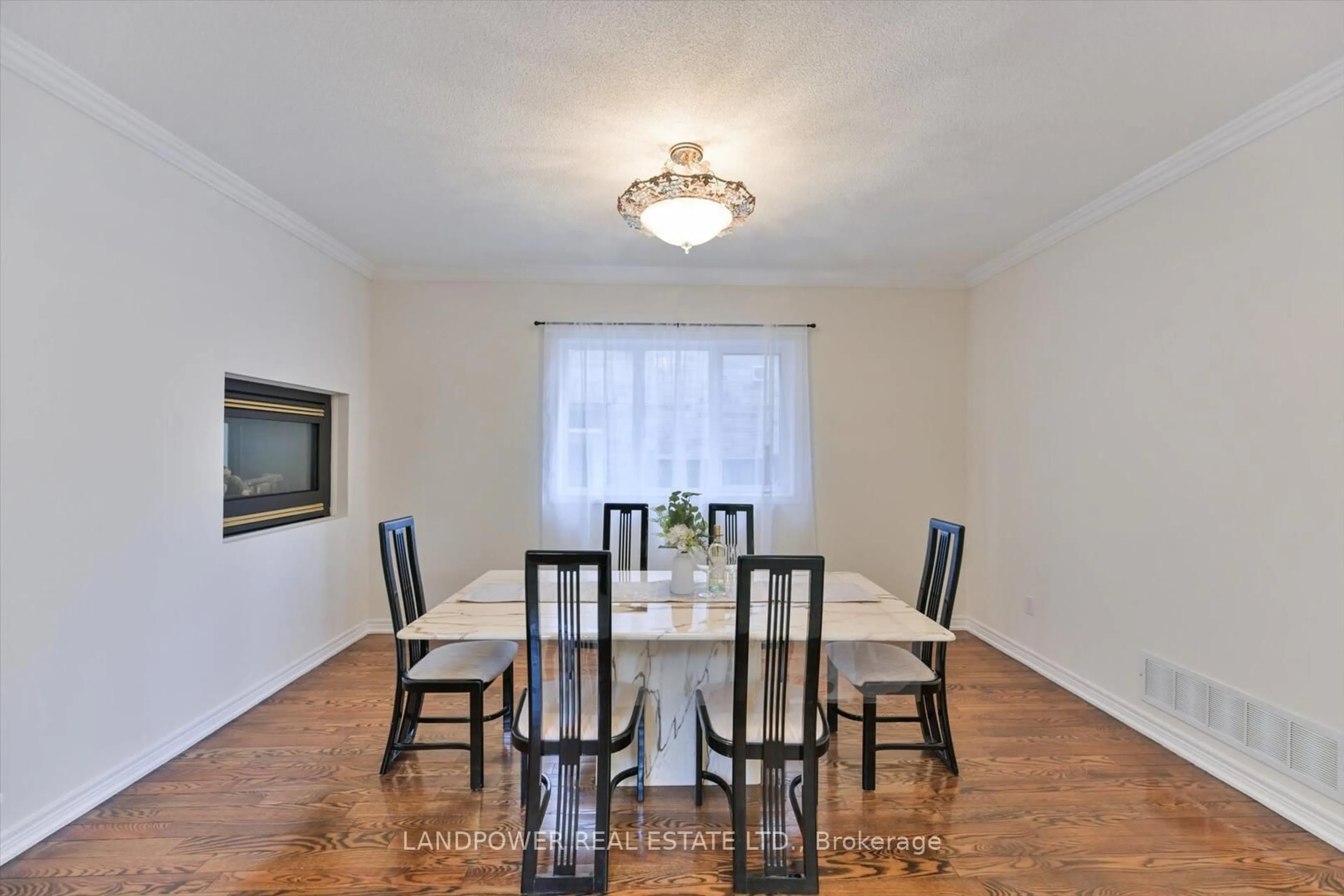Dining room, unknown for 56 Hillmount Rd, Markham Ontario L6C 2K3