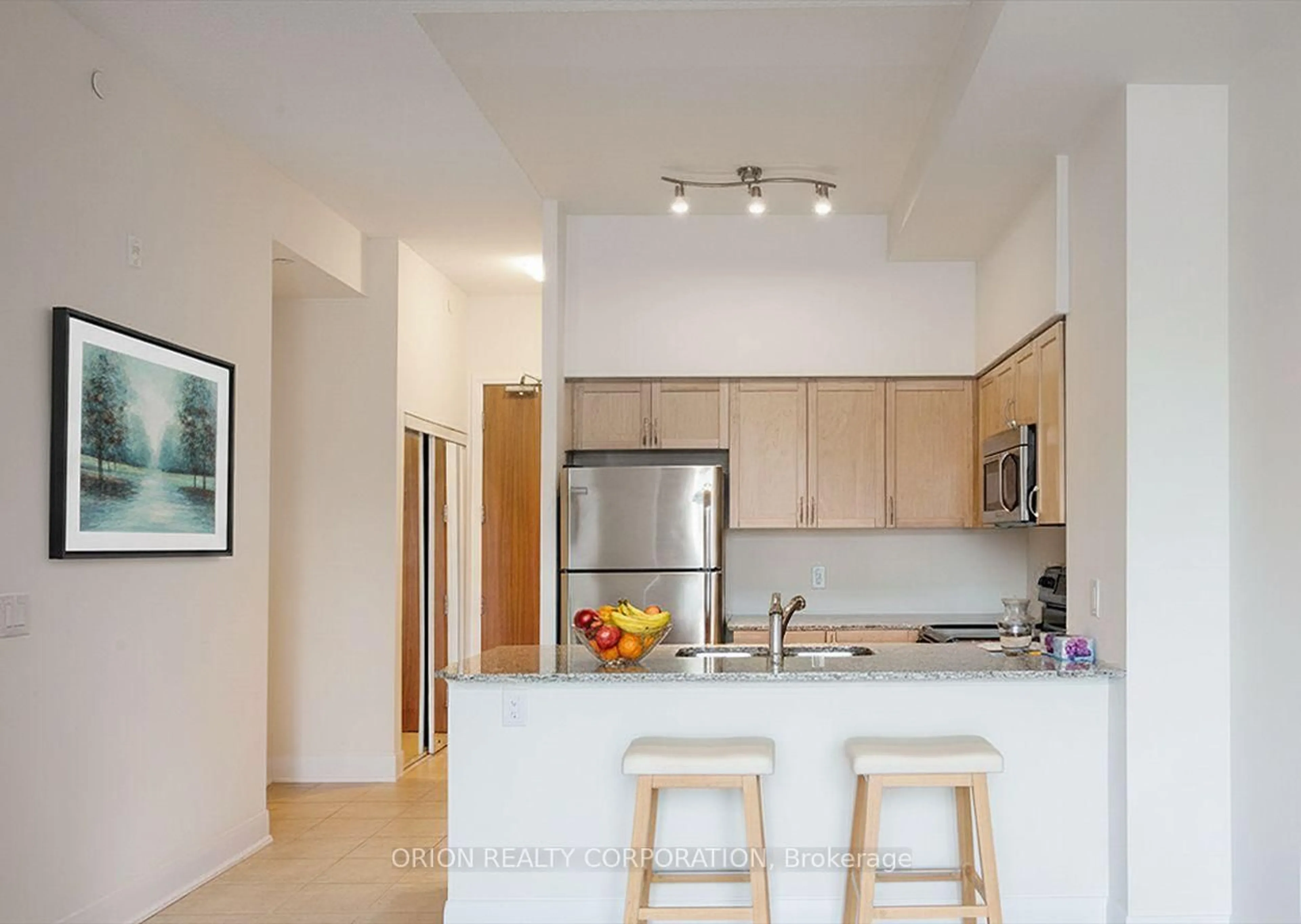 Open concept kitchen, unknown for 4700 Highway 7 Rd #215, Vaughan Ontario L4L 0B4