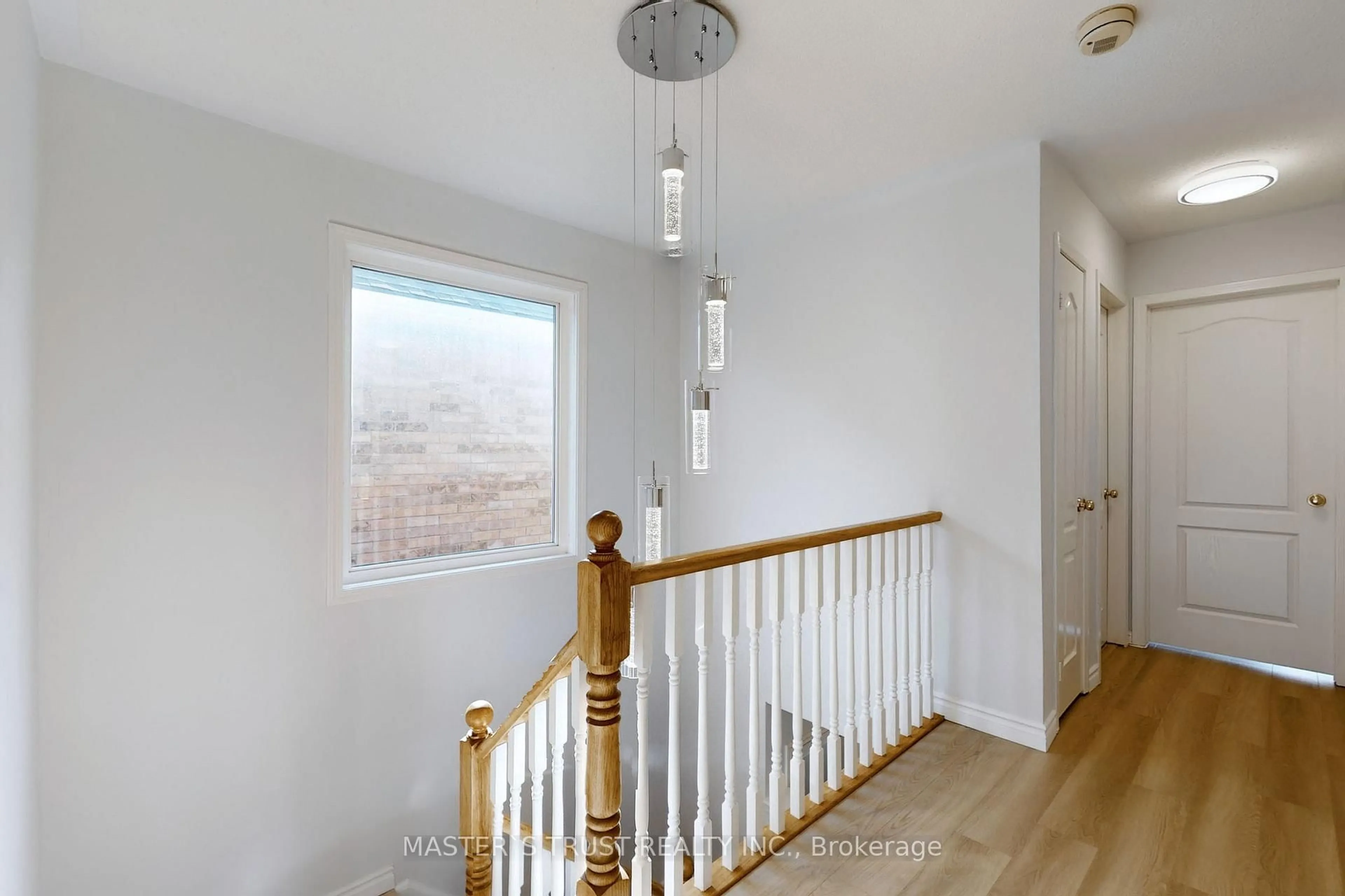 Indoor entryway for 12 Castlemore Ave, Markham Ontario L6C 2B3