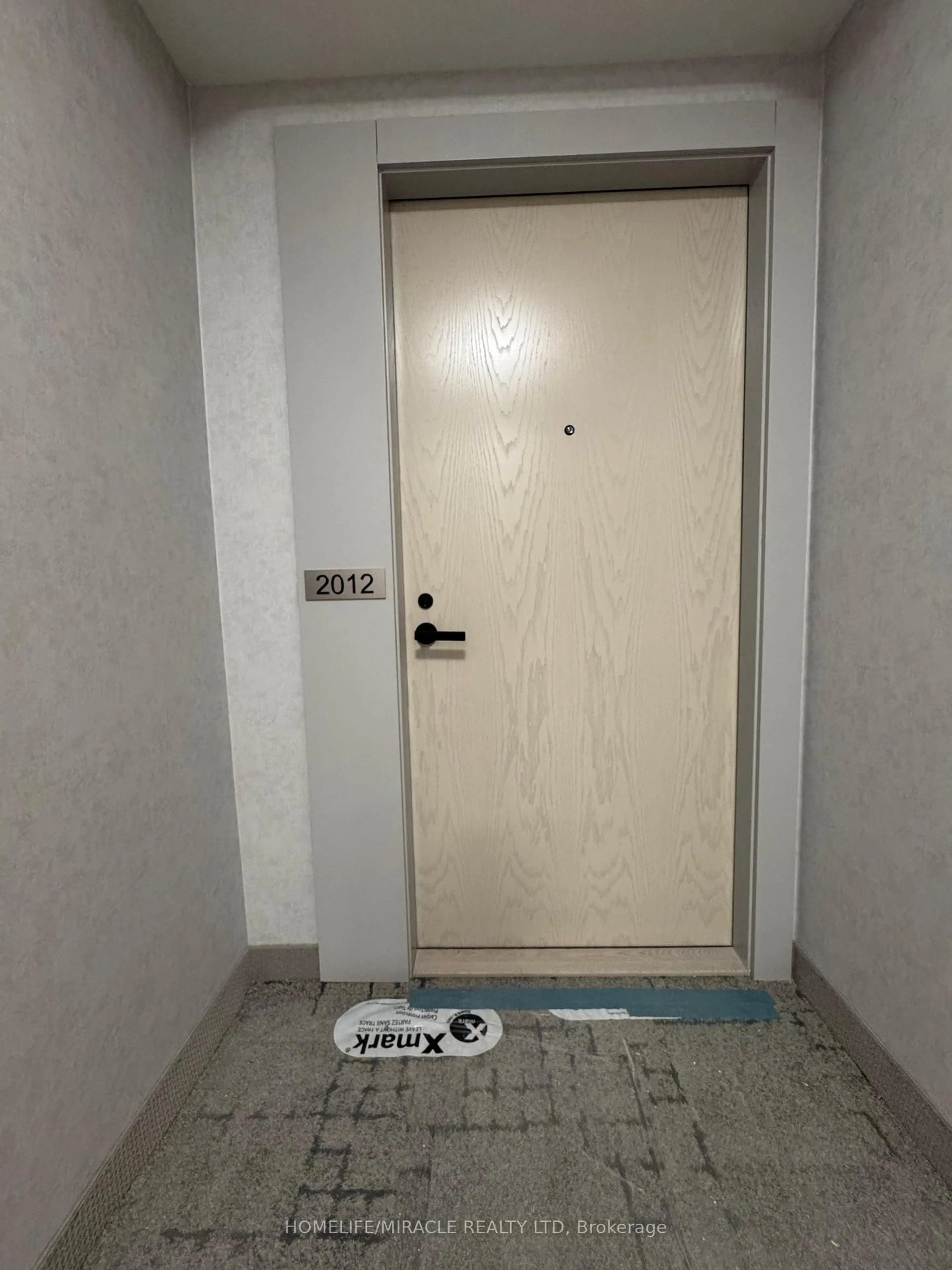 Unknown for 225 Commerce St #2012, Vaughan Ontario L4K 0P9