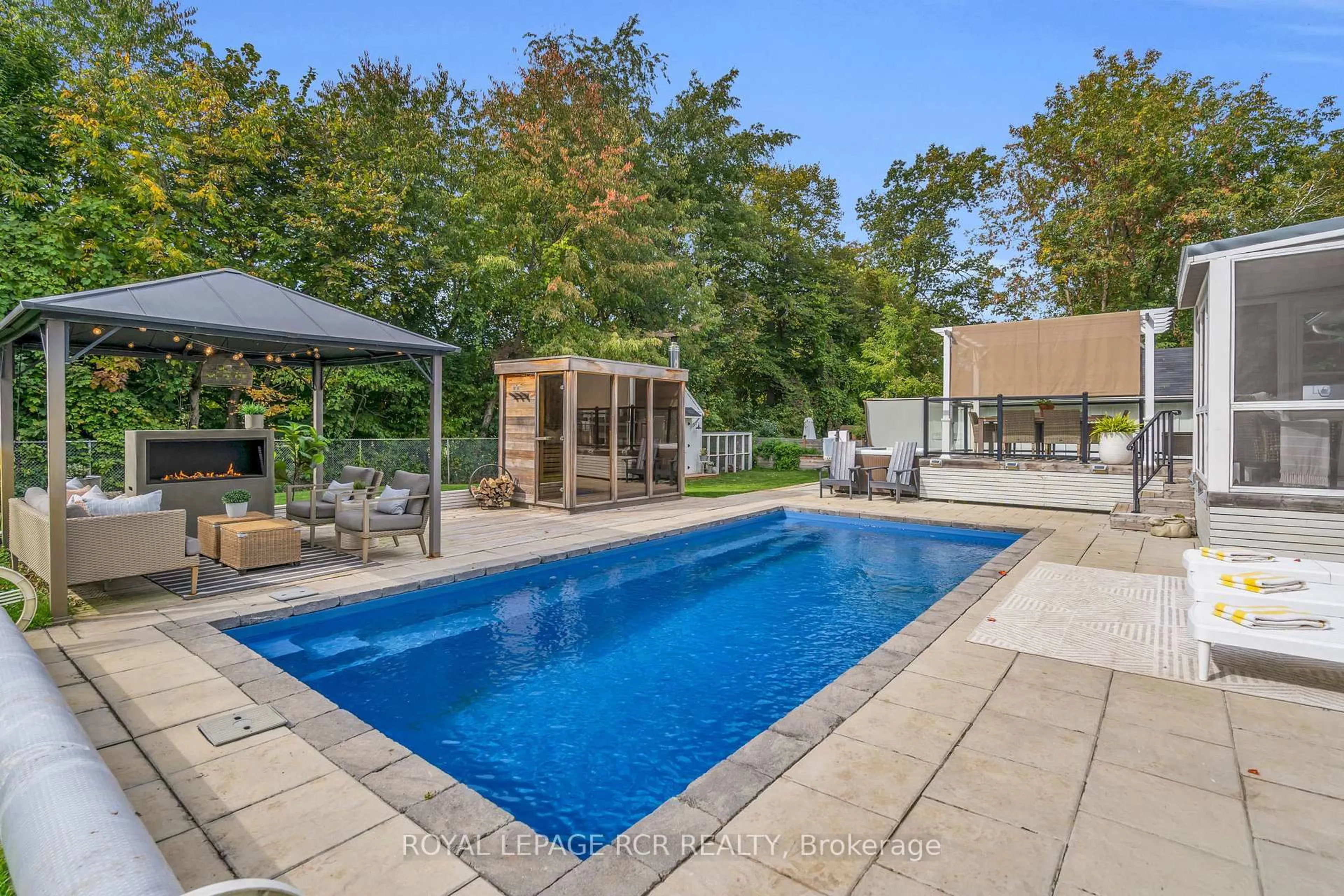 Pool for 36 Marie St, Georgina Ontario L0E 1L0