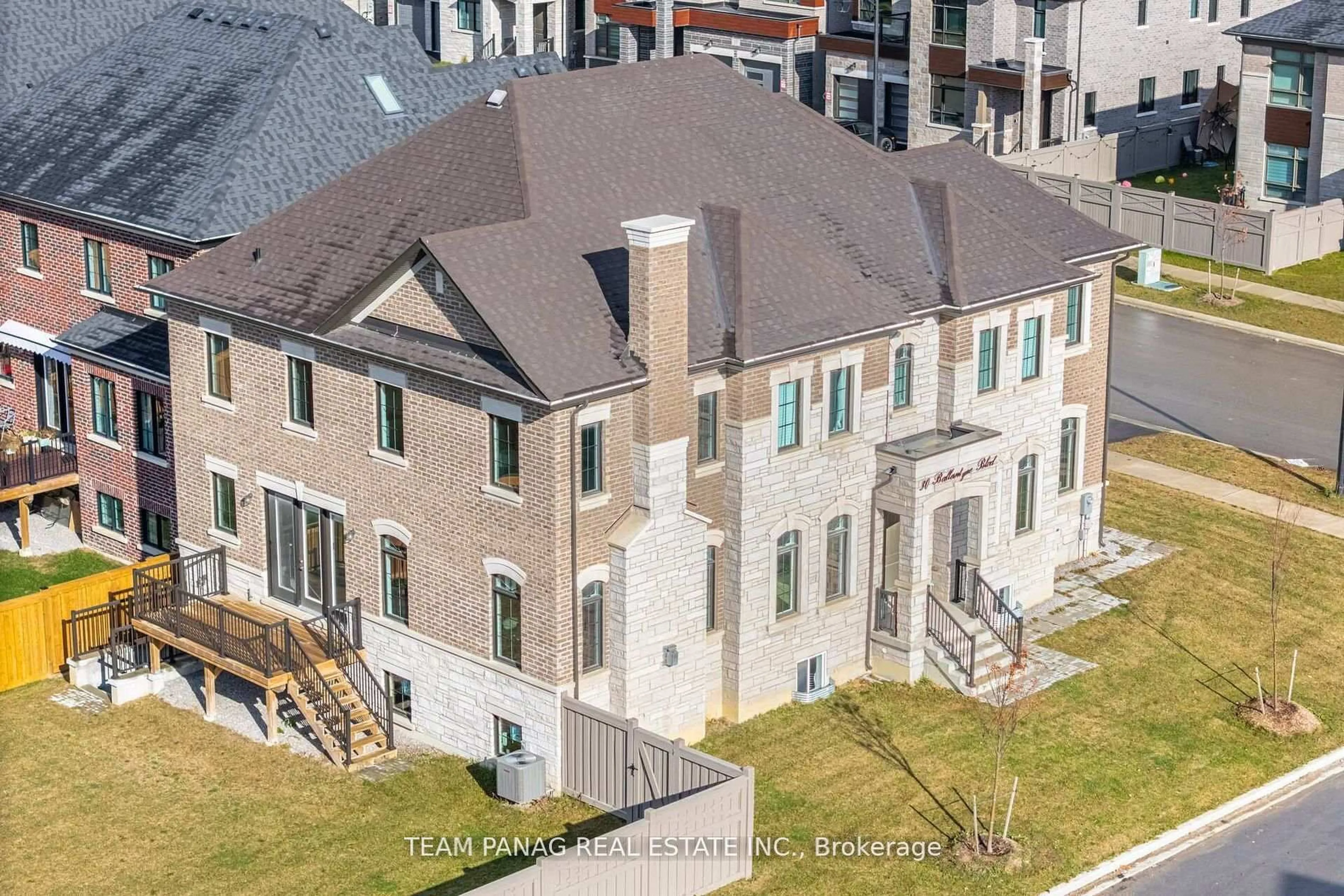 A pic from outside/outdoor area/front of a property/back of a property/a pic from drone, unknown for 30 Ballantyne Blvd, Vaughan Ontario L3L 0G2