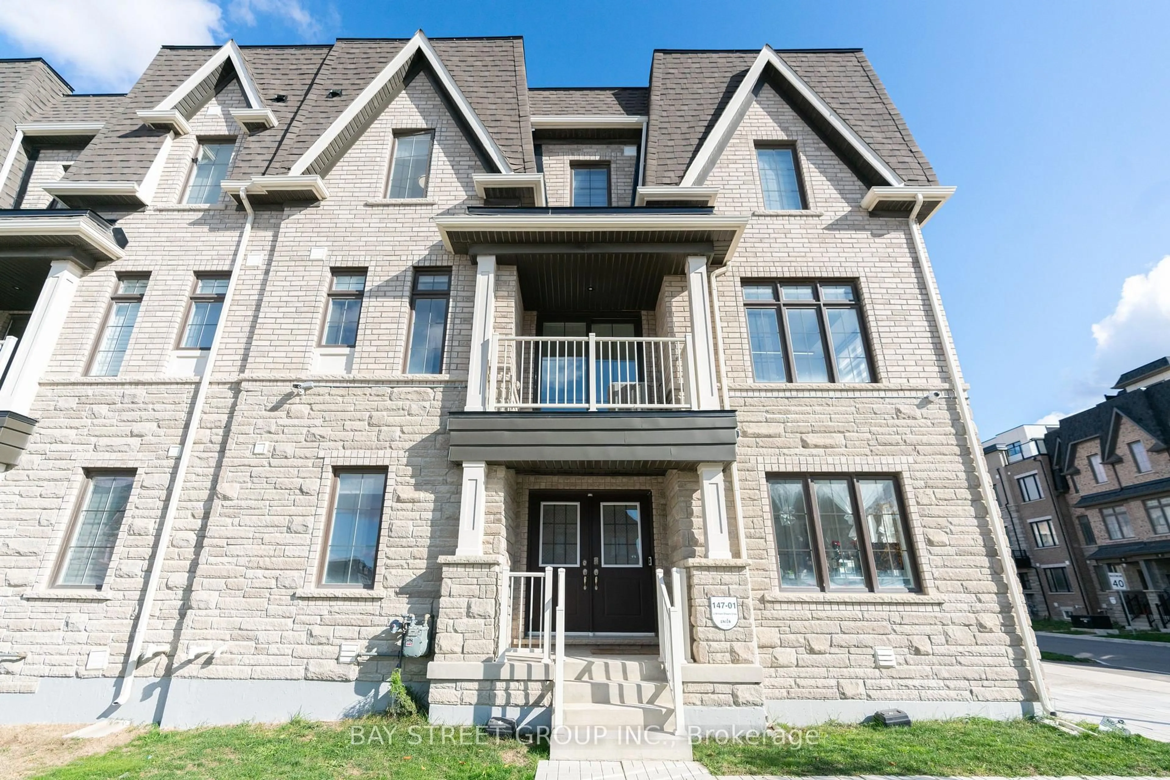 Home with brick exterior material, building for 2 William Shearn Cres, Markham Ontario L6C 3J3