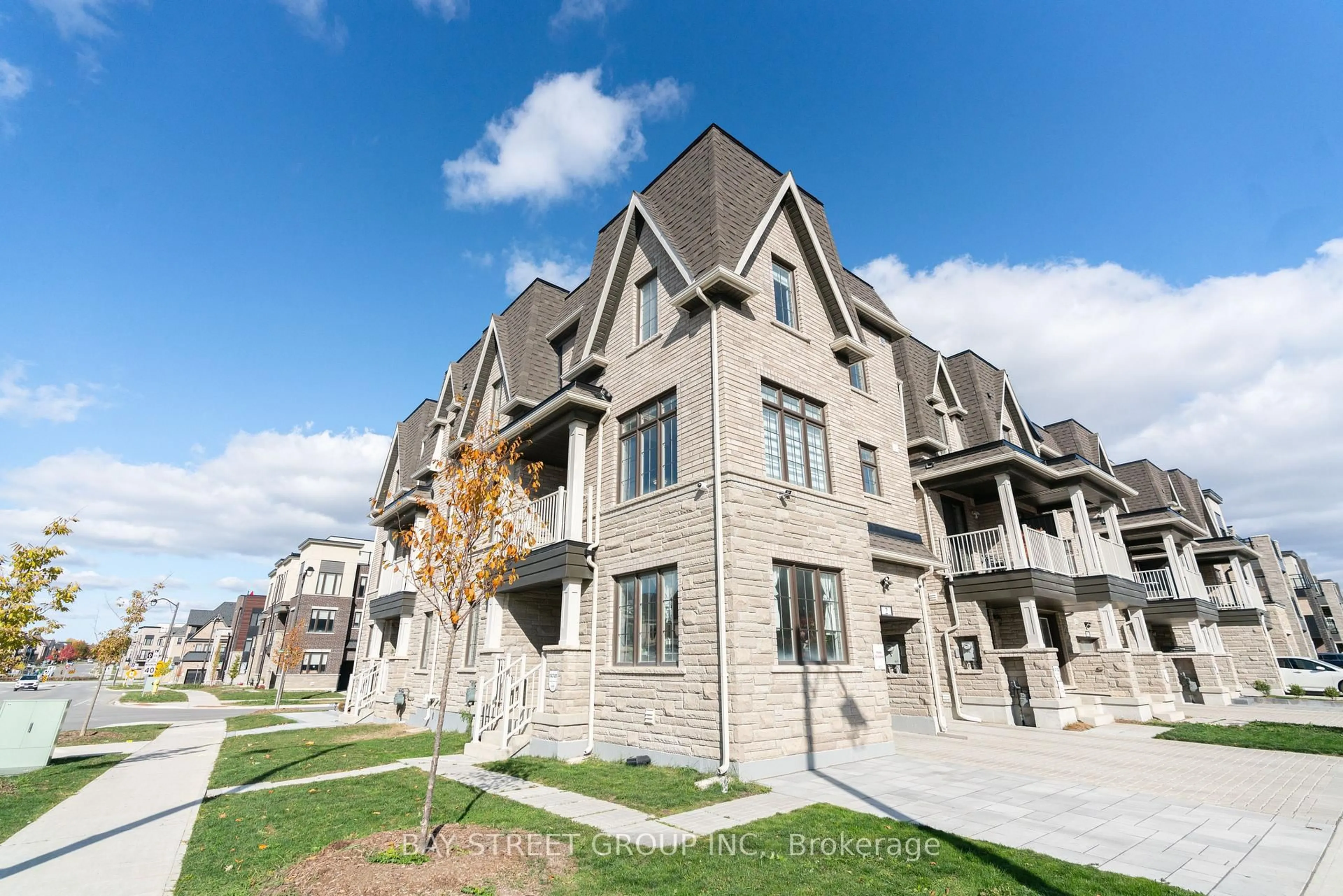 Home with brick exterior material, street for 2 William Shearn Cres, Markham Ontario L6C 3J3