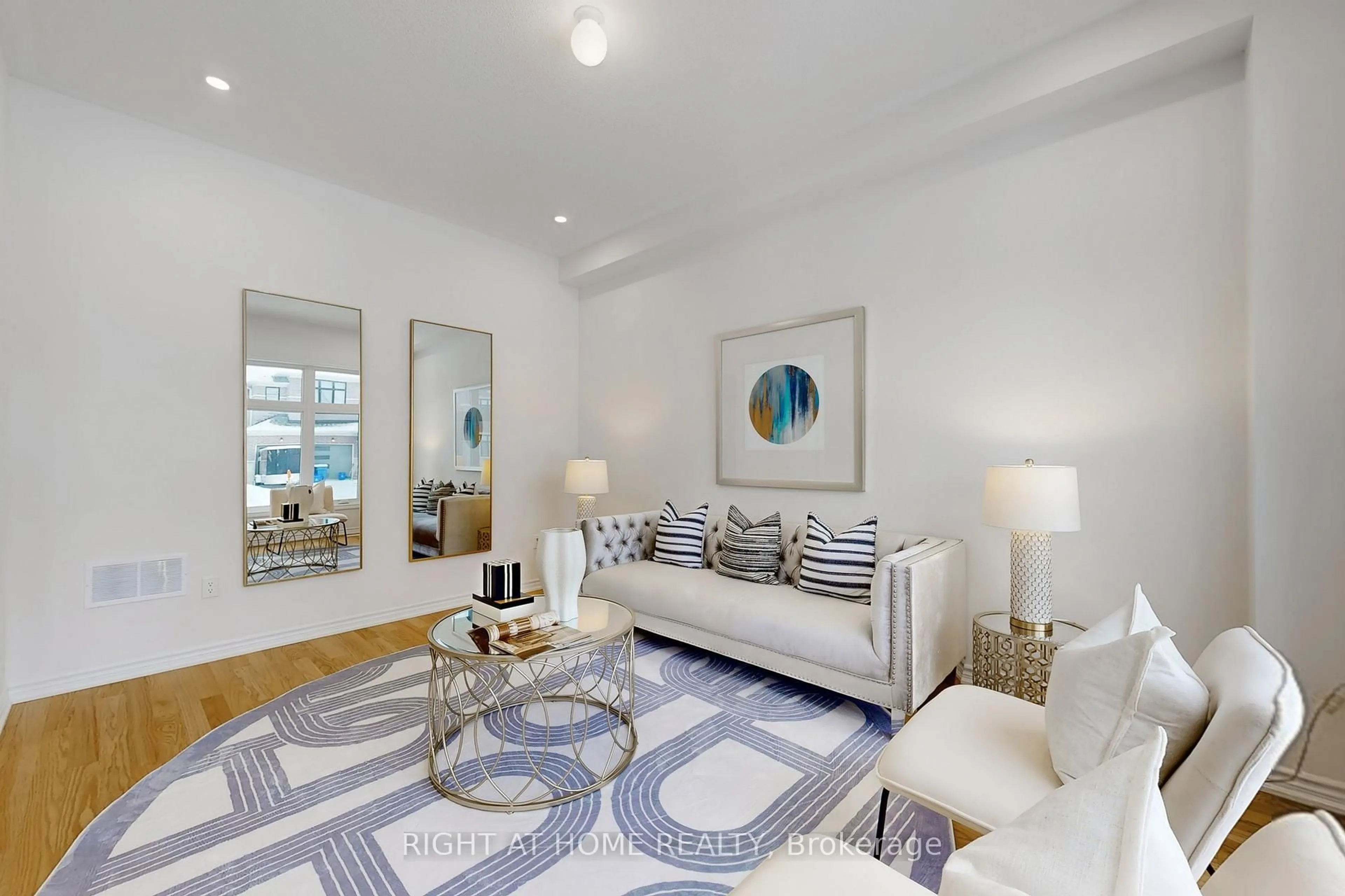 Living room with furniture, unknown for 15 Rail Trail Crt, Georgina Ontario L0E 1R0