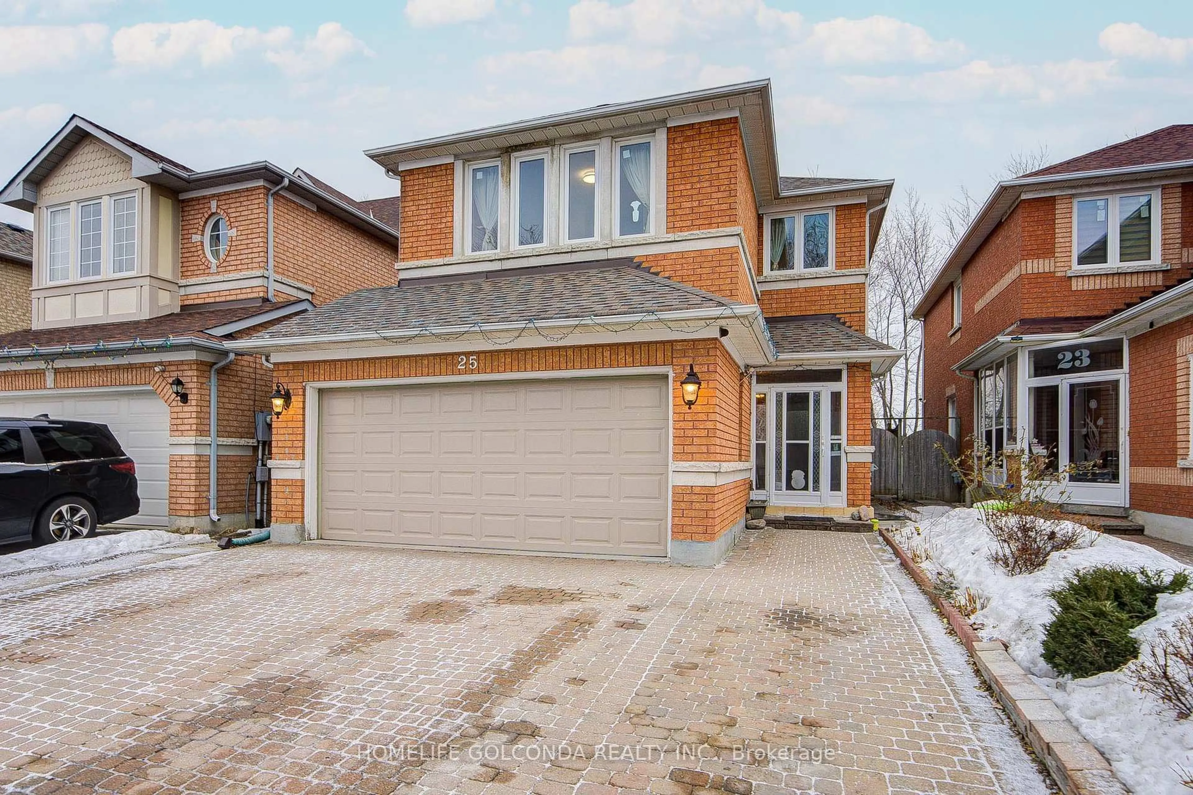 Home with brick exterior material, street for 25 Eastpine Dr, Markham Ontario L3R 4Z2