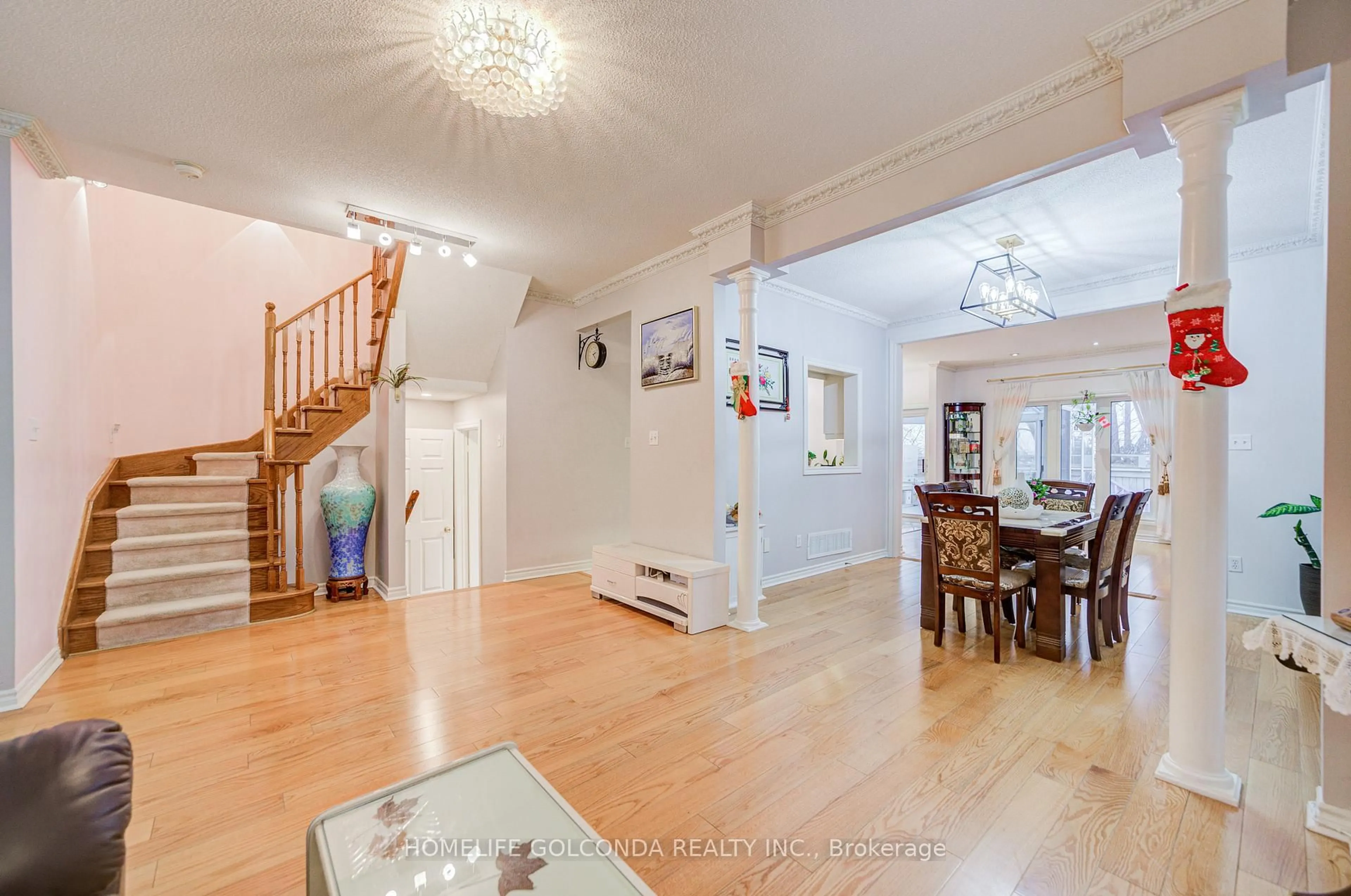 Unknown for 25 Eastpine Dr, Markham Ontario L3R 4Z2