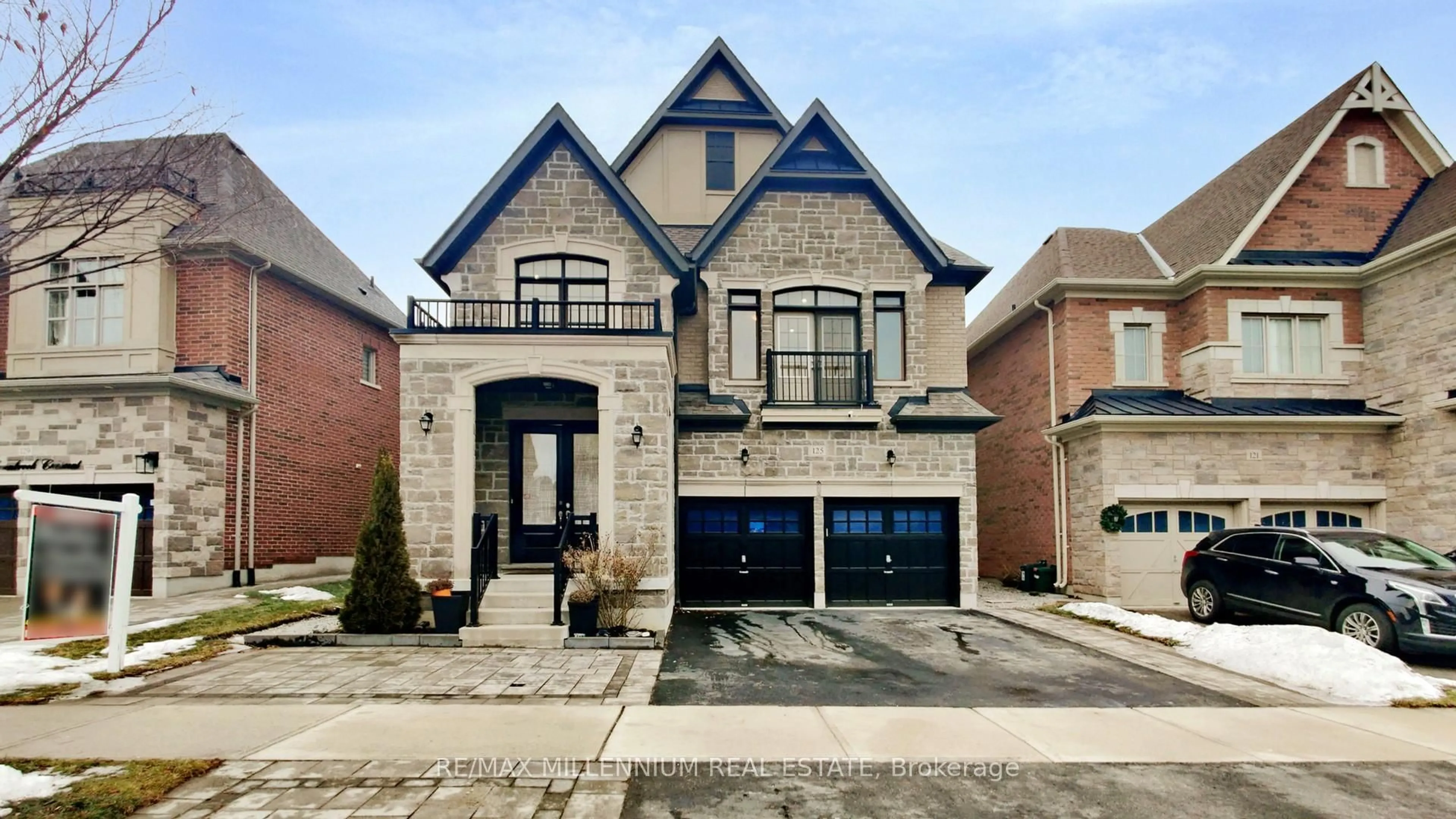 Home with brick exterior material, street for 125 Cranbrook Cres, Vaughan Ontario L4H 4G9