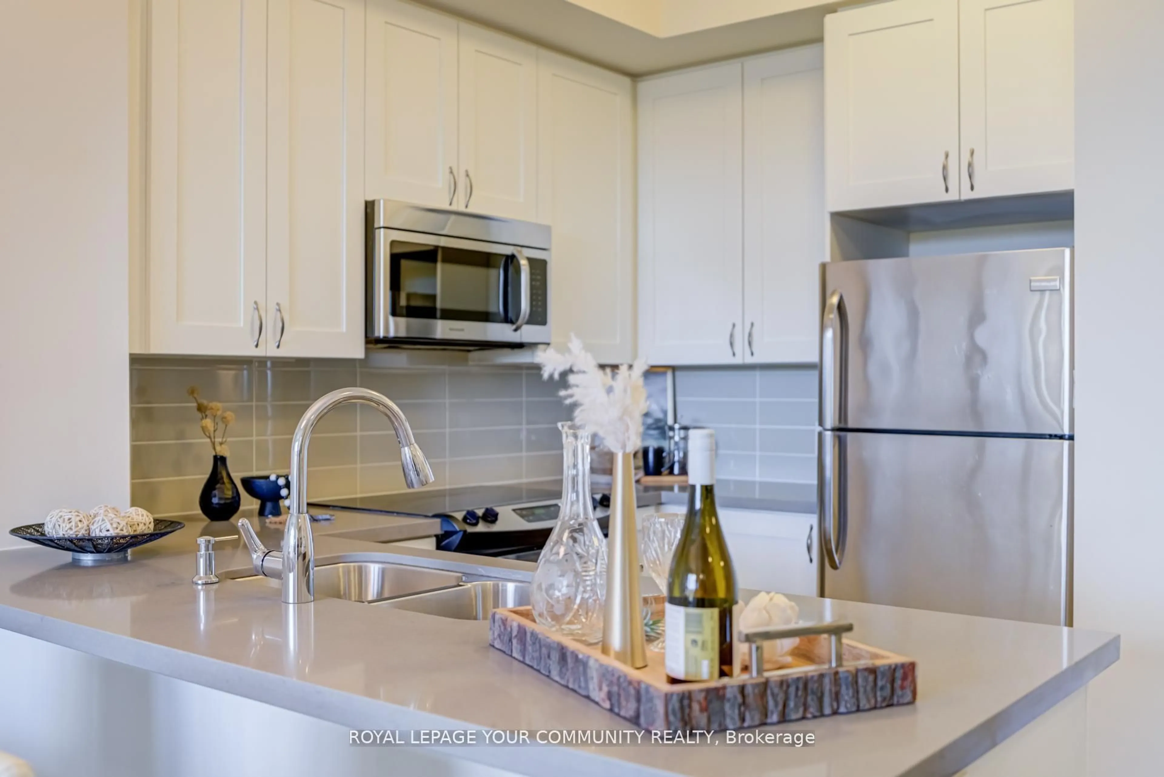 Unknown for 540 Bur Oak Ave #222, Markham Ontario L6C 0Y2