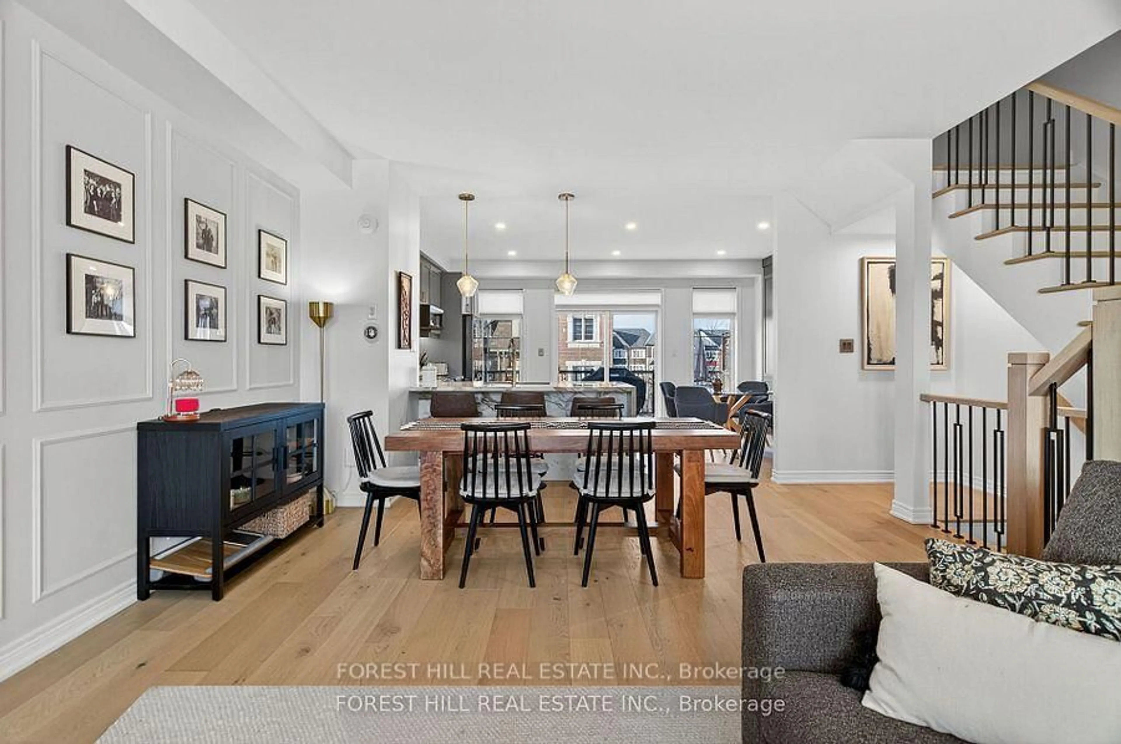 Open concept kitchen, unknown for 282 King Rd, Richmond Hill Ontario L4E 1H3