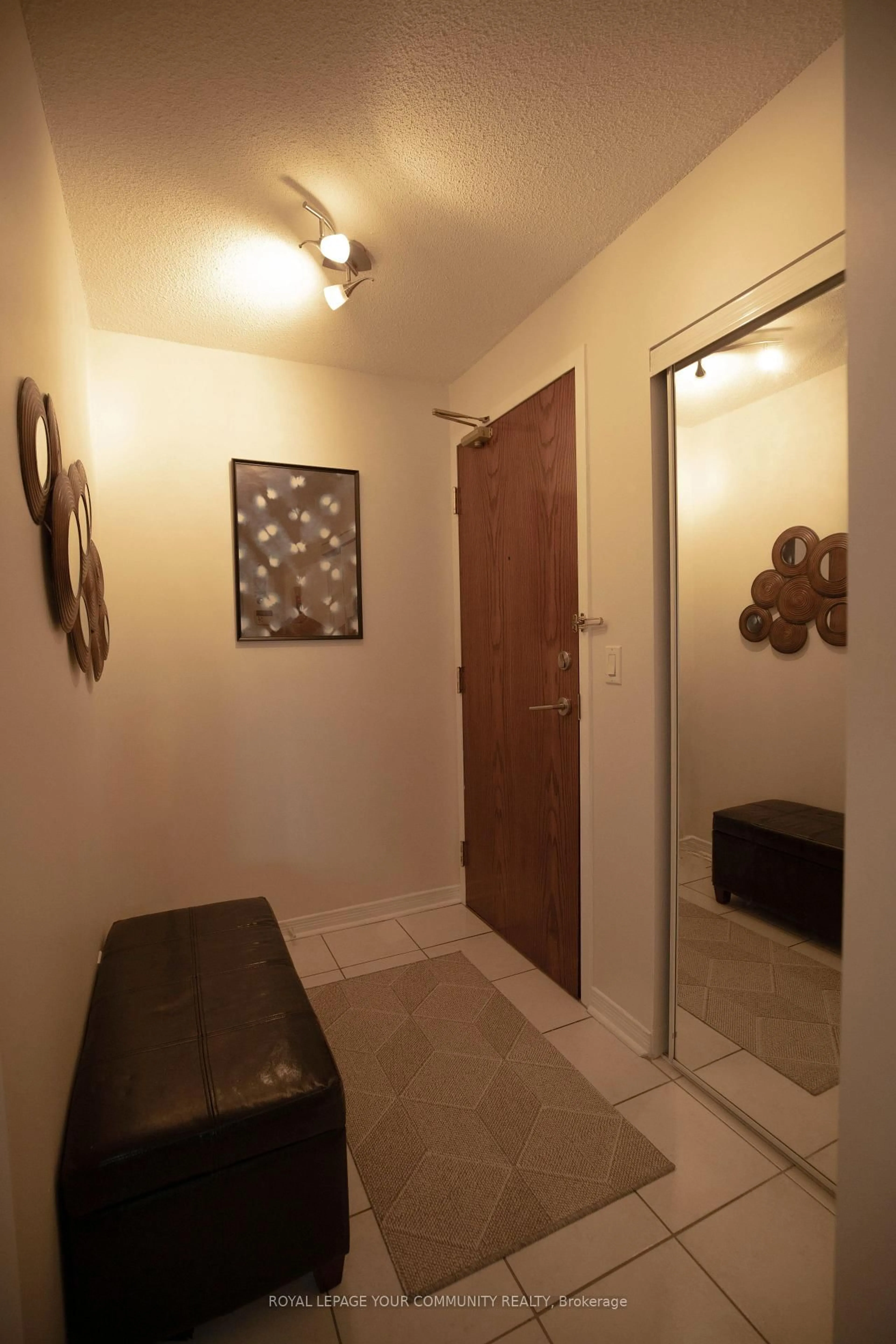 Unknown for 11 Oneida Cres #1004, Richmond Hill Ontario L4B 0A1