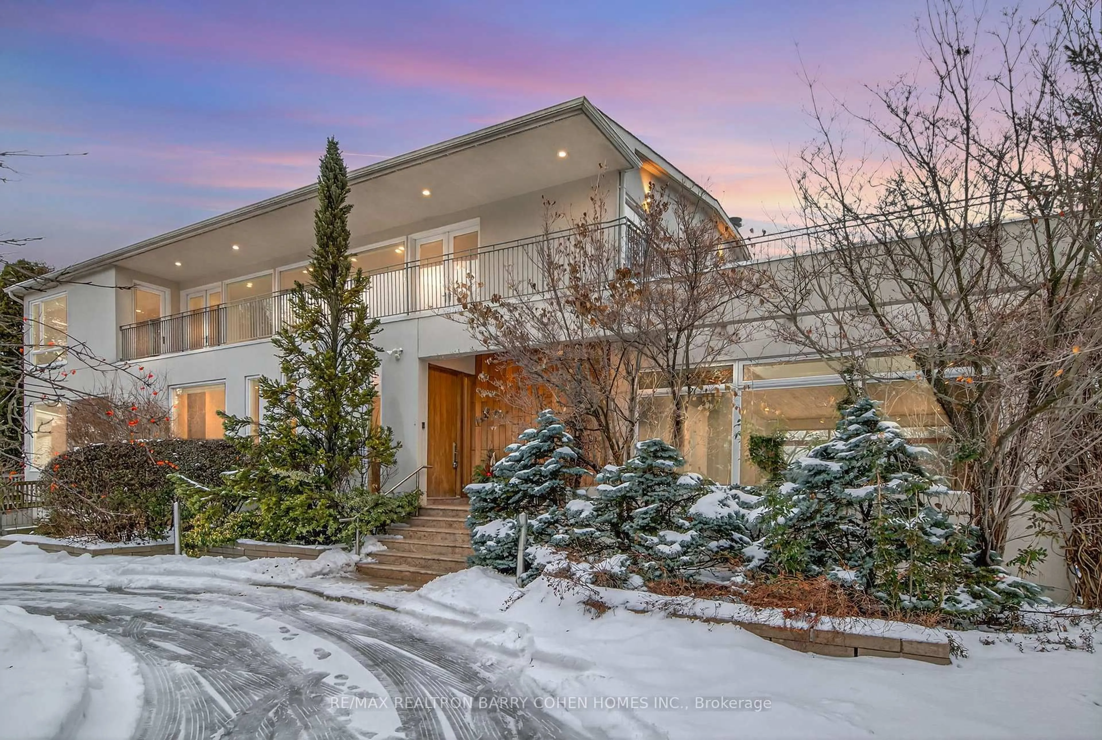 Unknown for 33 Fairway Heights Dr, Markham Ontario L3T 3A7