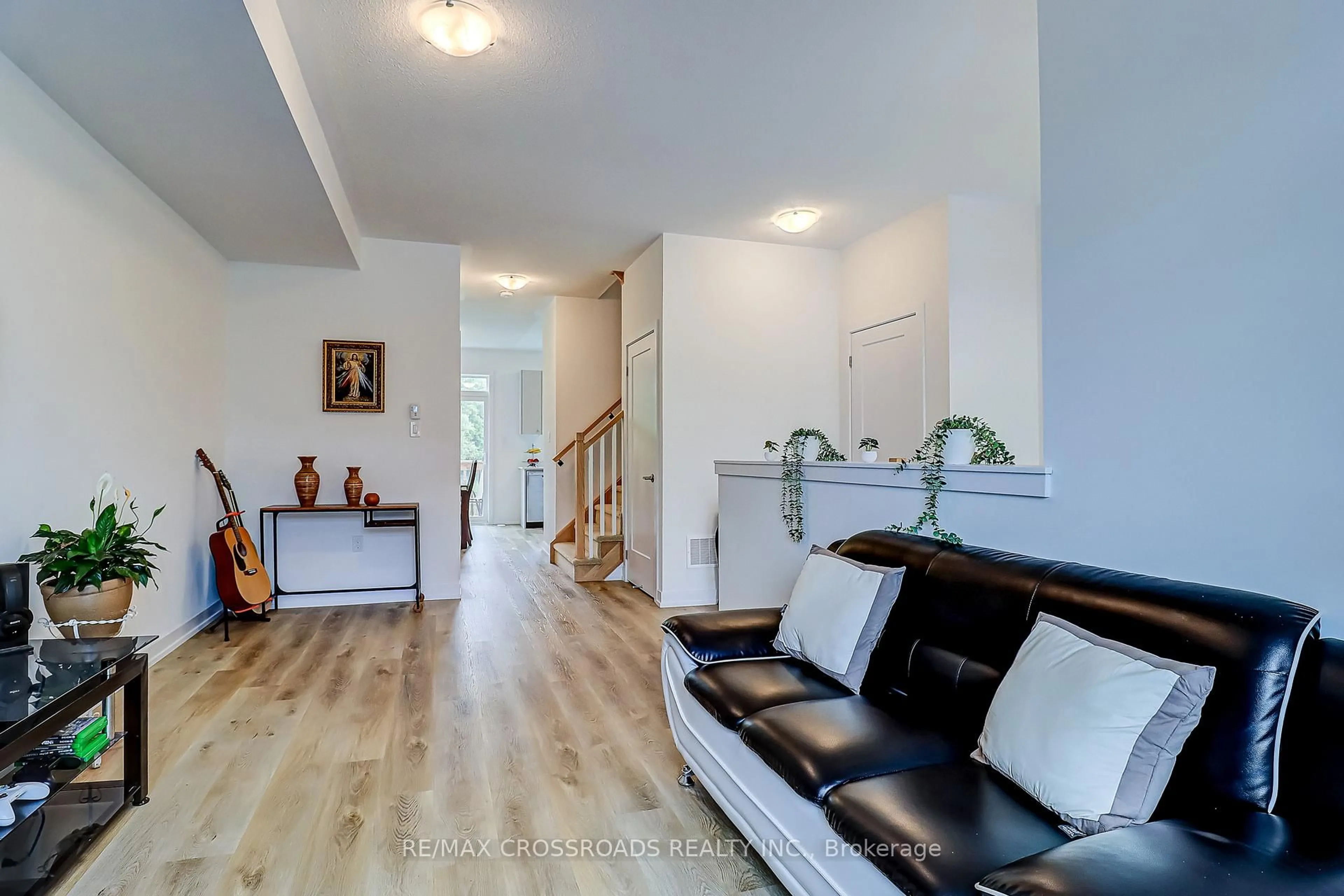 Unknown for 64 Lyall Stokes Circ, East Gwillimbury Ontario L0G 1M0