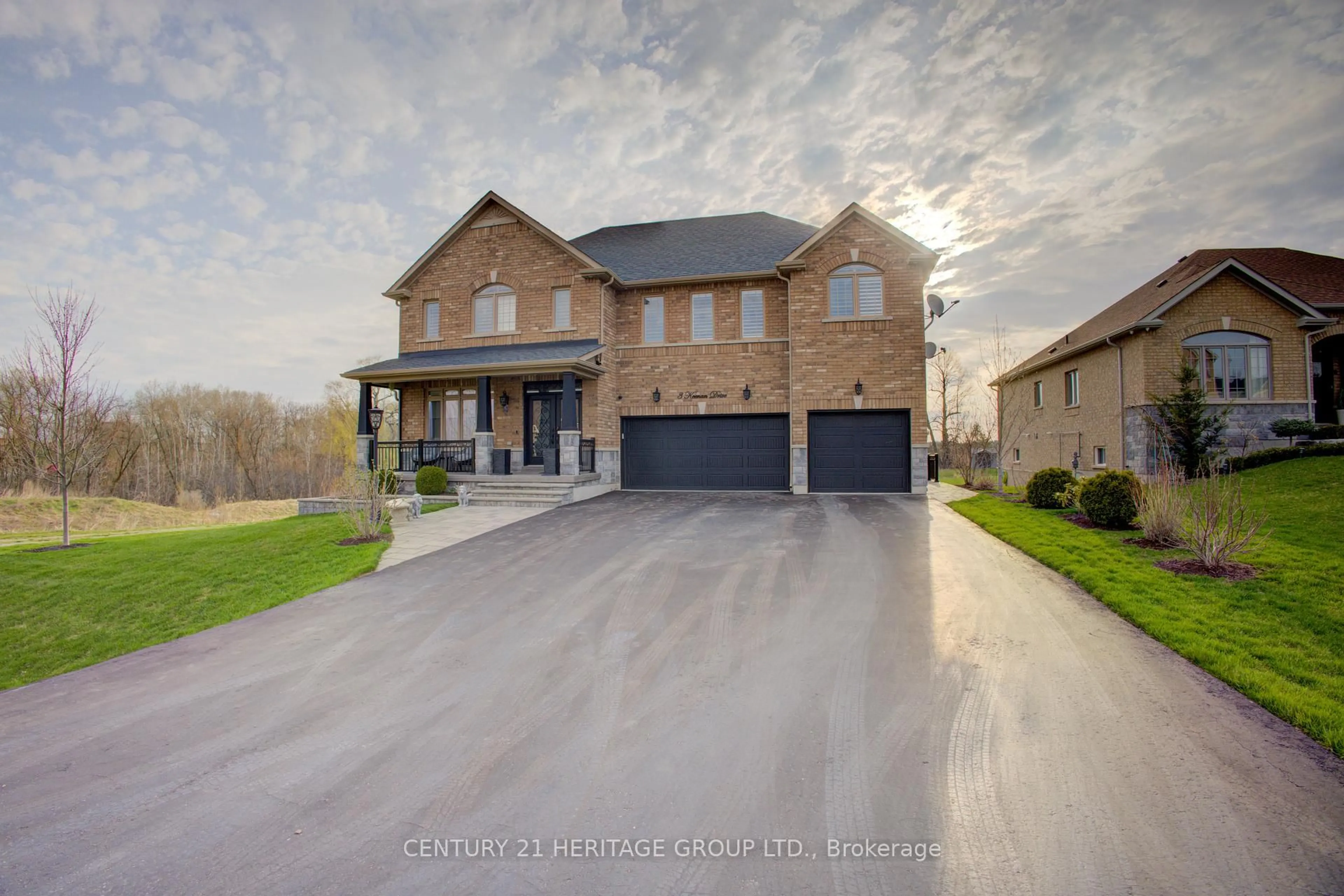 A pic from outside/outdoor area/front of a property/back of a property/a pic from drone, street for 3 Keenan Dr, Adjala-Tosorontio Ontario L0G 1L0