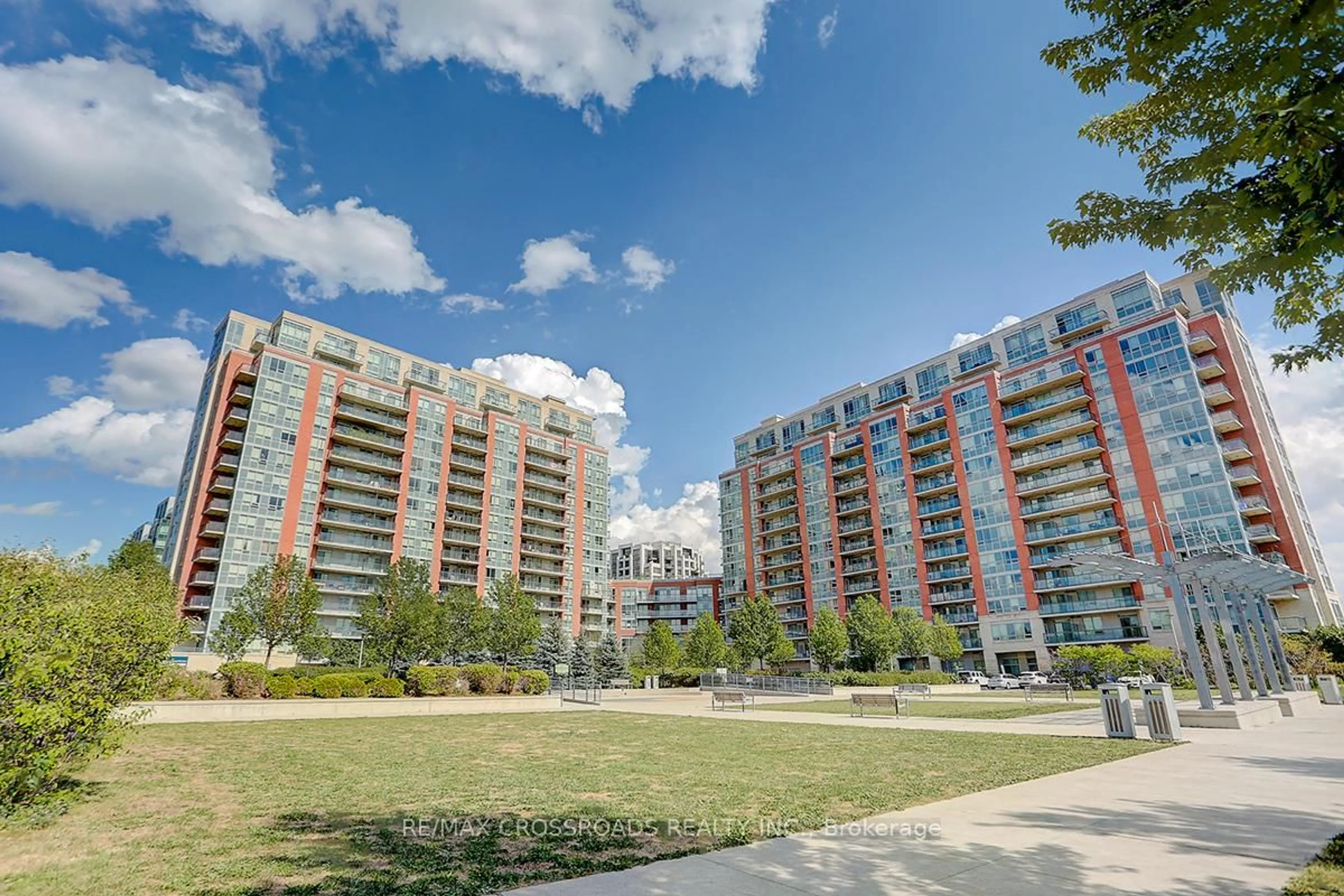 Patio, unknown for 60 South Town Centre Blvd #1616, Markham Ontario L6G 0C5