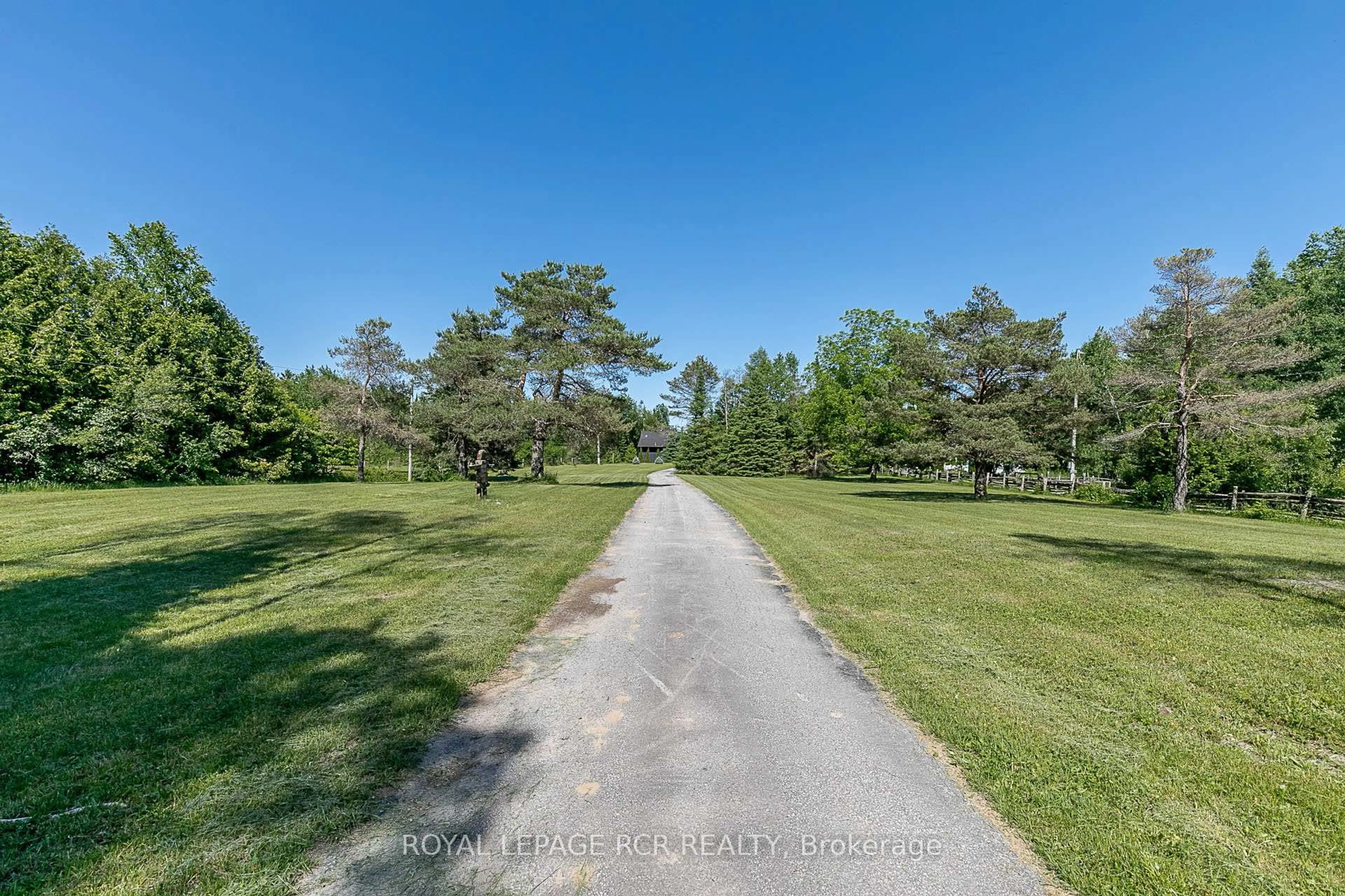 A pic from outside/outdoor area/front of a property/back of a property/a pic from drone, forest/trees view for 10169 Concession 3 Rd, Uxbridge Ontario L0E 1T0