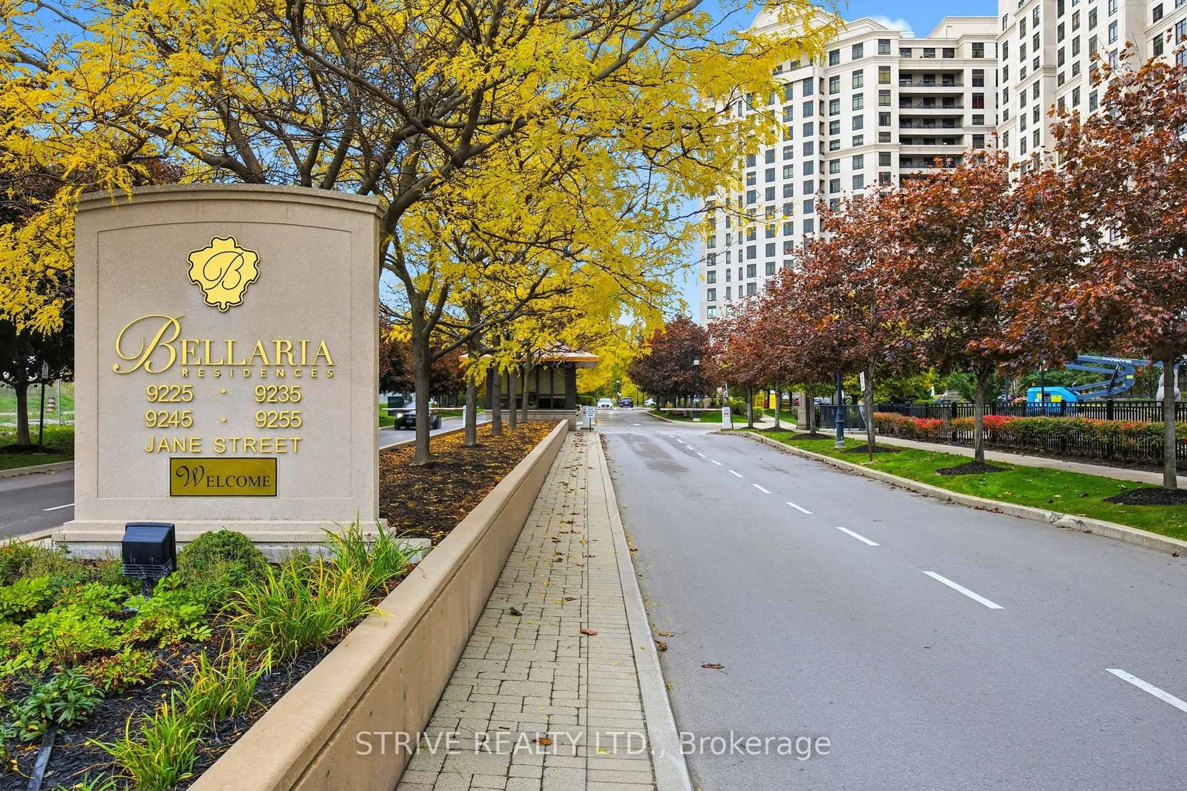 Unknown for 9225 Jane St #417, Vaughan Ontario L6A 0J7