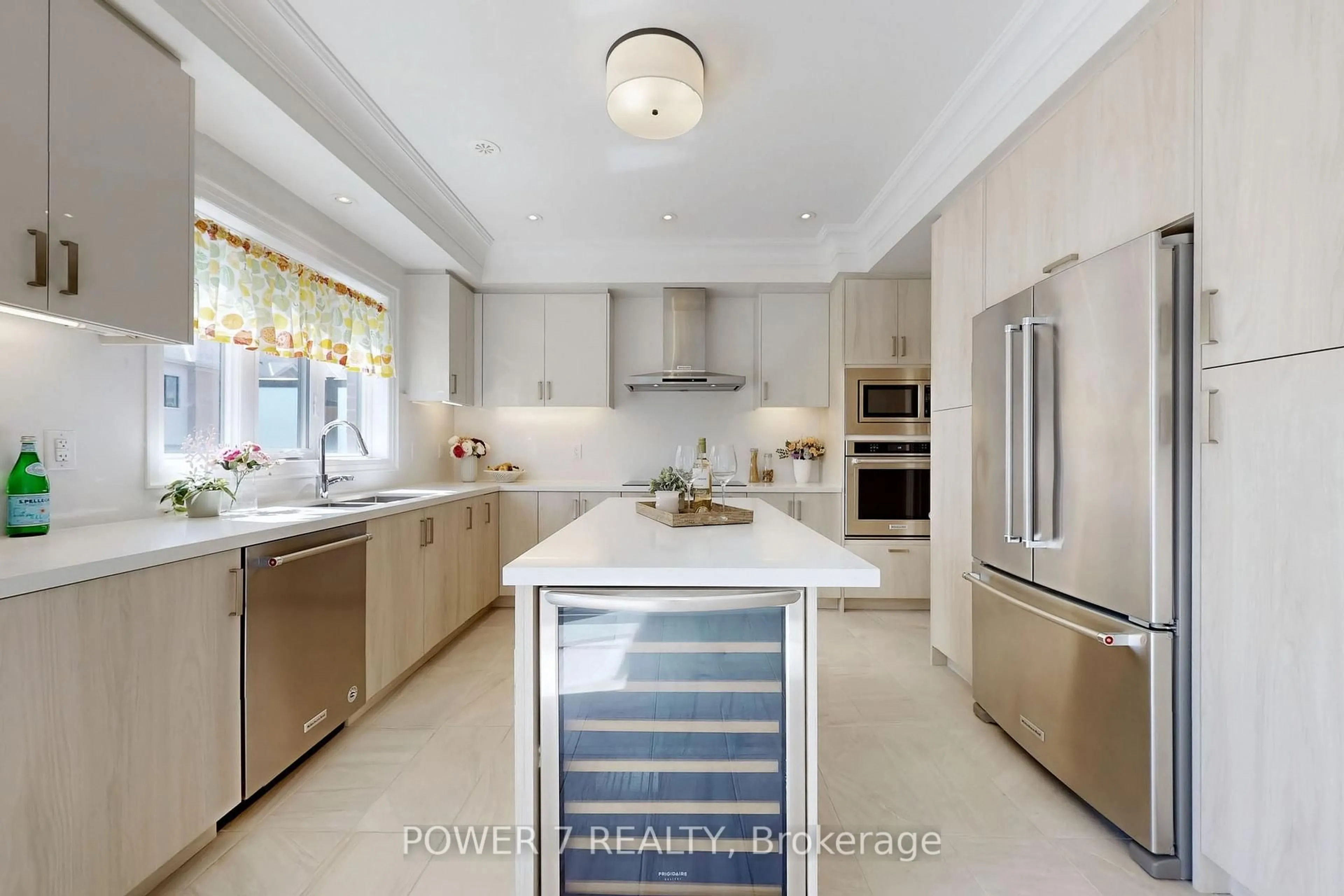 Contemporary kitchen, ceramic/tile floor for 57 Gandhi Lane Lane #41, Markham Ontario L3T 0G4