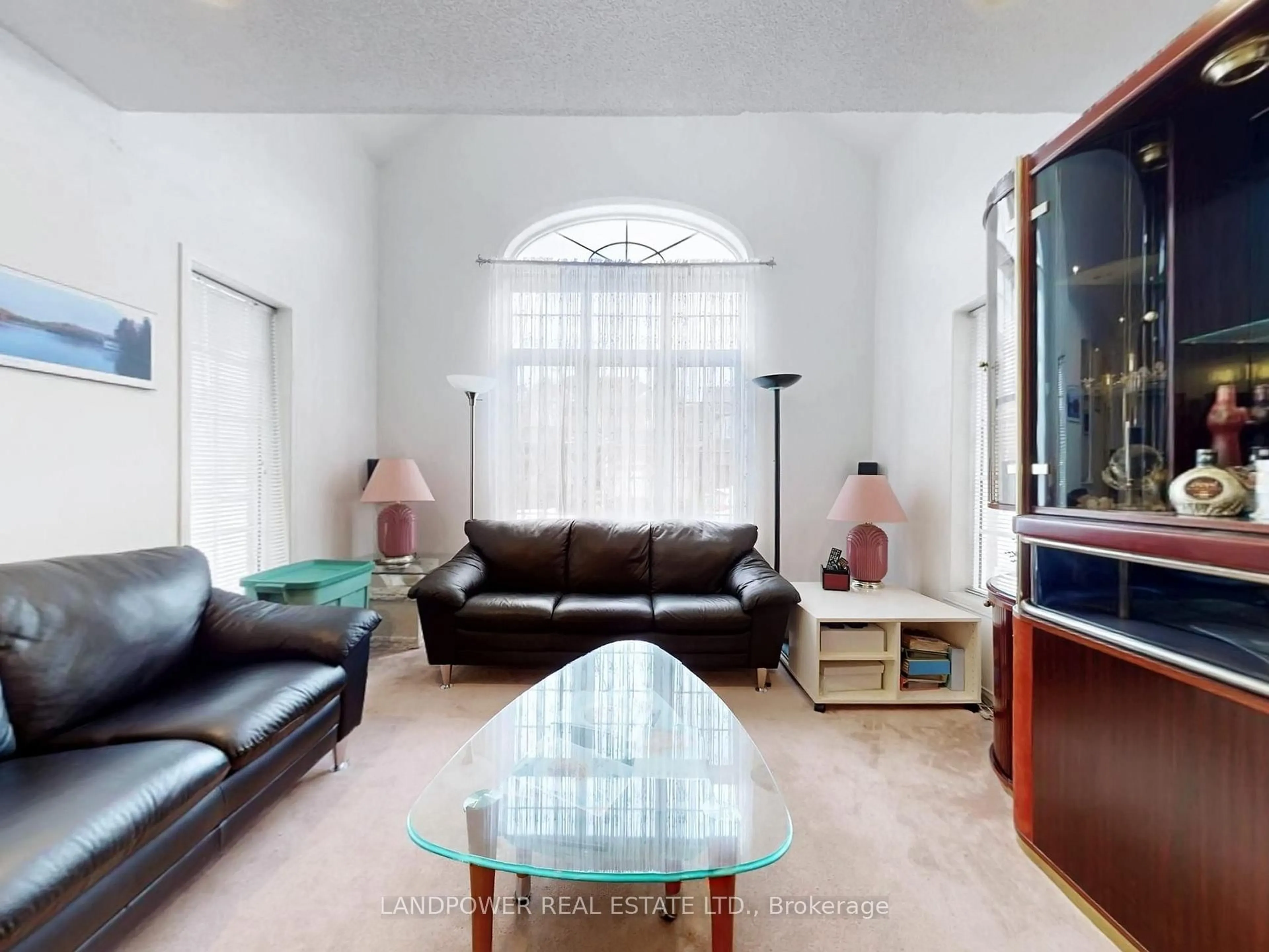 Living room with furniture, unknown for 82 Littleleaf Cres, Markham Ontario L3S 4E9