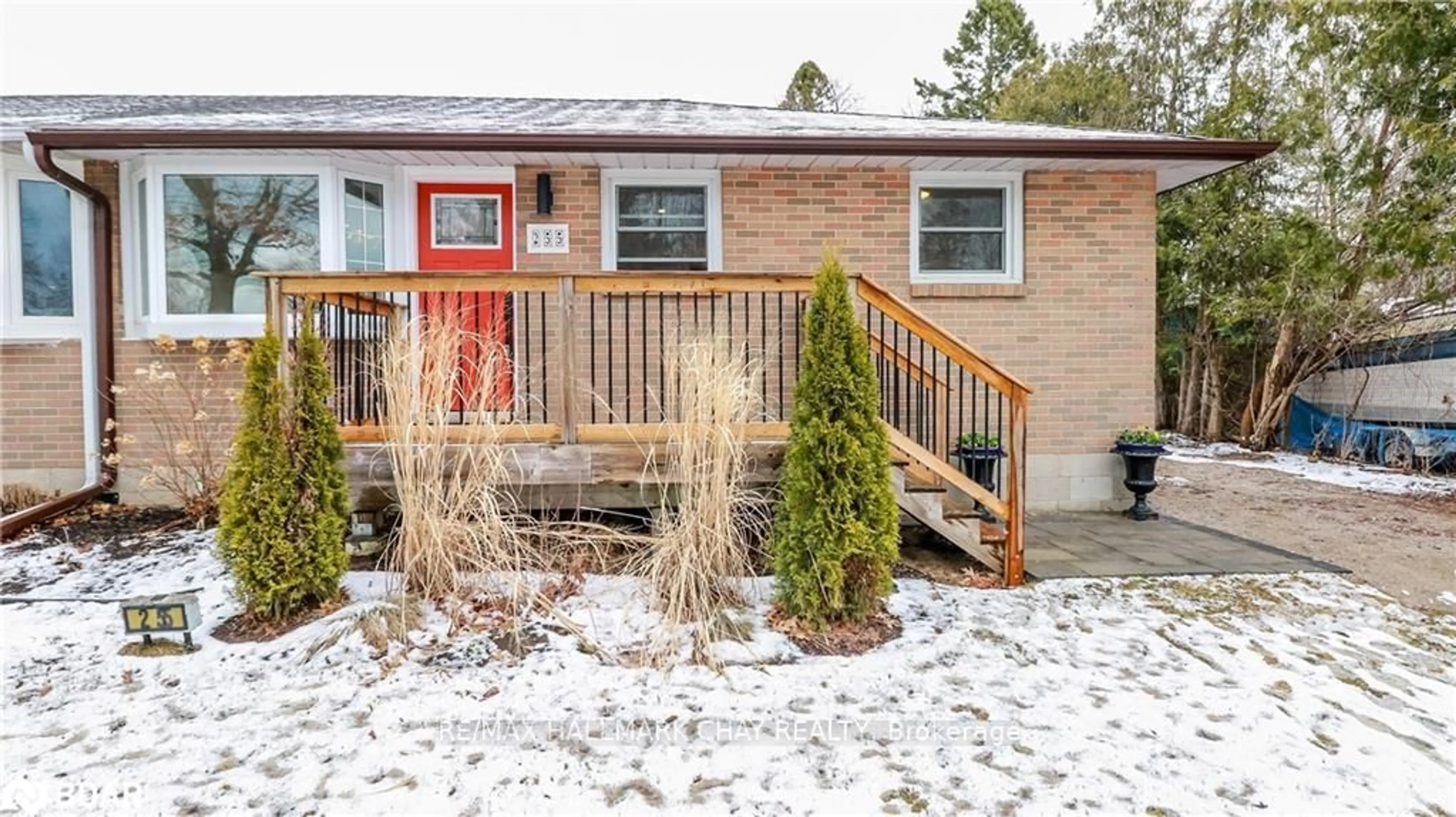 Home with brick exterior material, street for 255 Calford St, Essa Ontario L0M 1B0