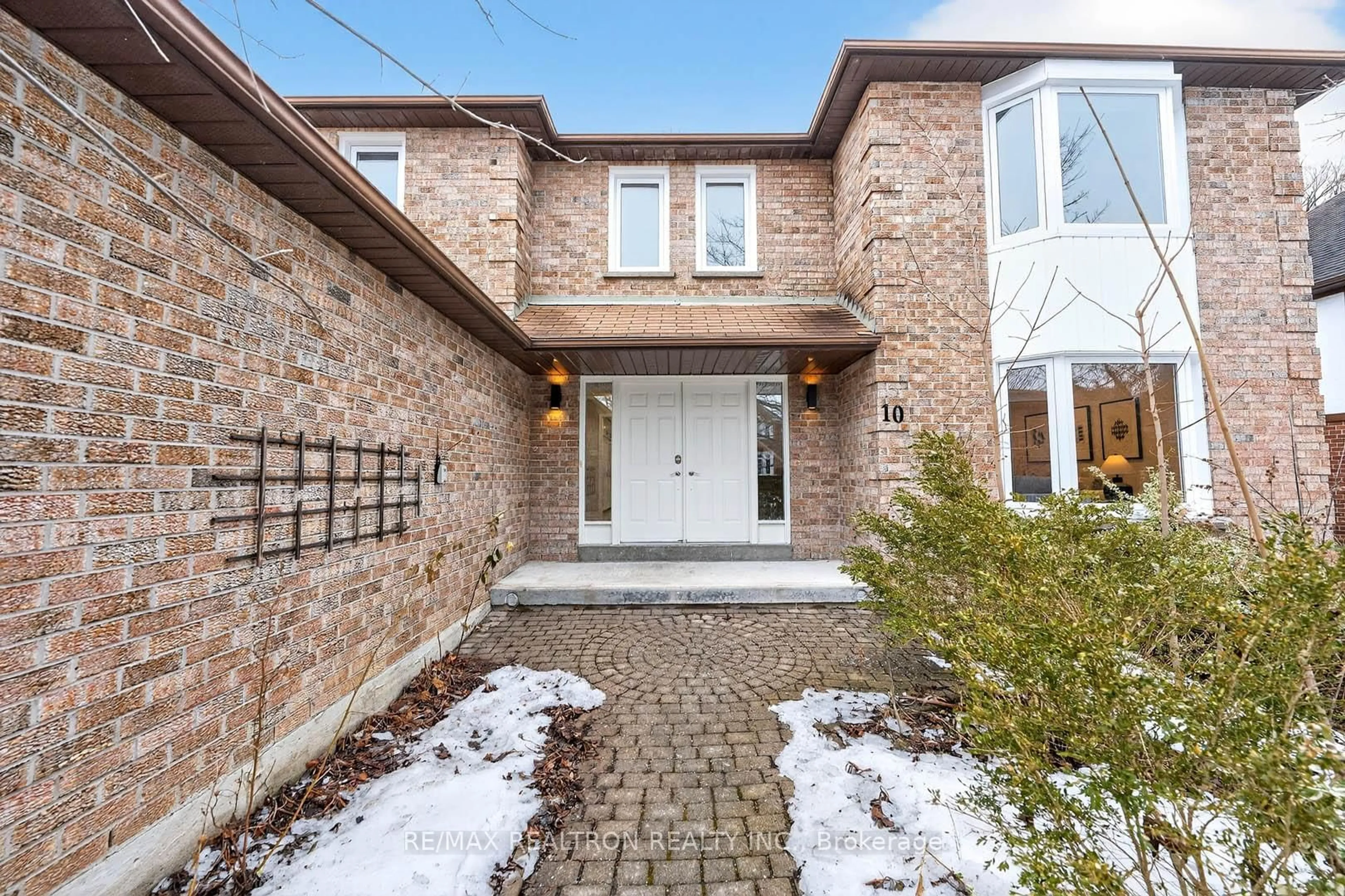 Home with brick exterior material, street for 10 Mcclenny Dr, Aurora Ontario L4G 5P9