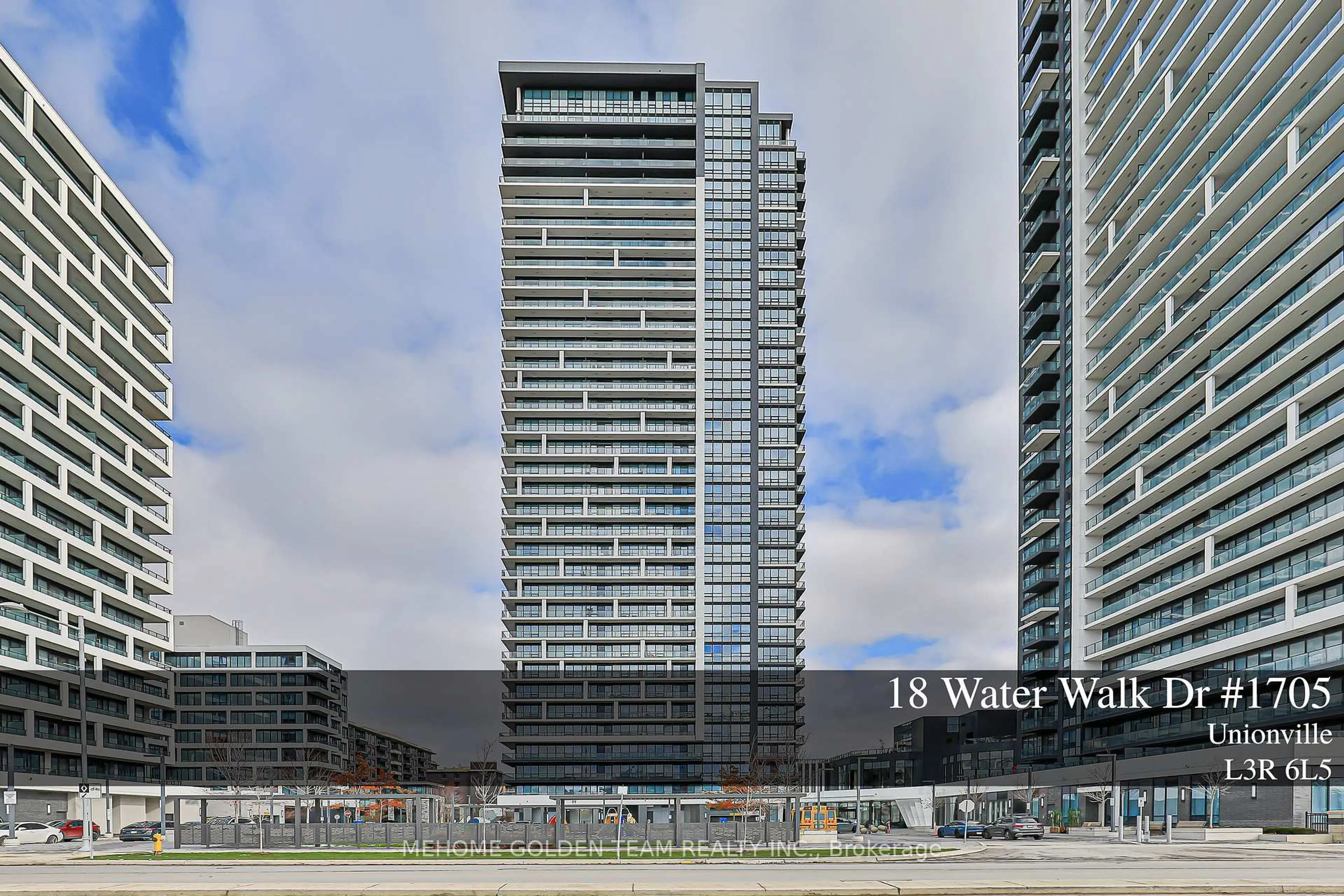 Indoor foyer for 18 Water Walk Dr #1705, Markham Ontario L3R 6L5